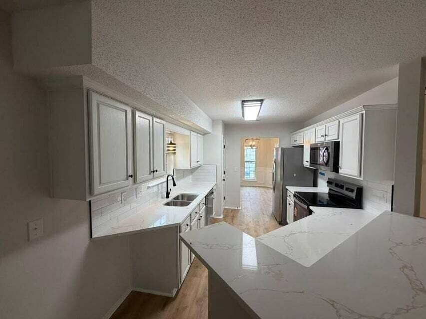 938 Claeven Circle