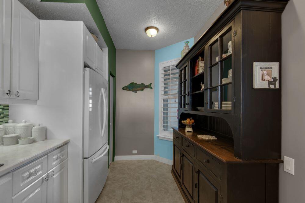 BEACH COLONY WEST CONDO - Residential