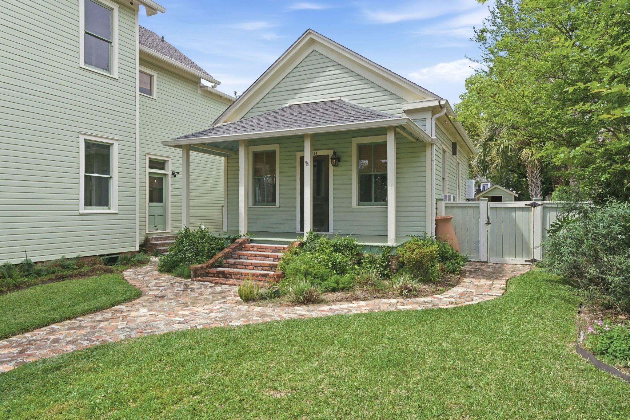 BELMONT TRACT - NORTH HILL DISTRICT - Residential