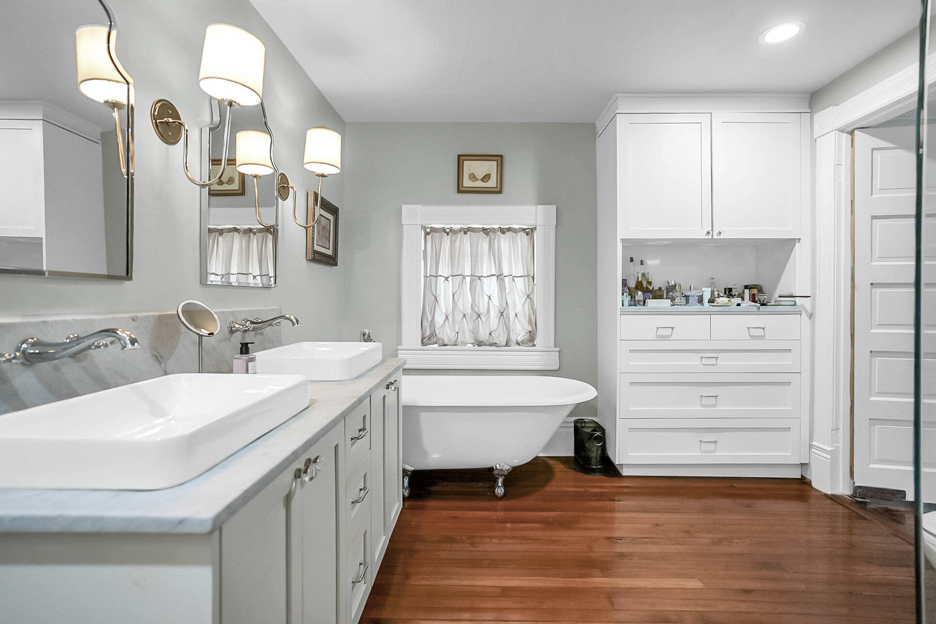 BELMONT TRACT - NORTH HILL DISTRICT - Residential