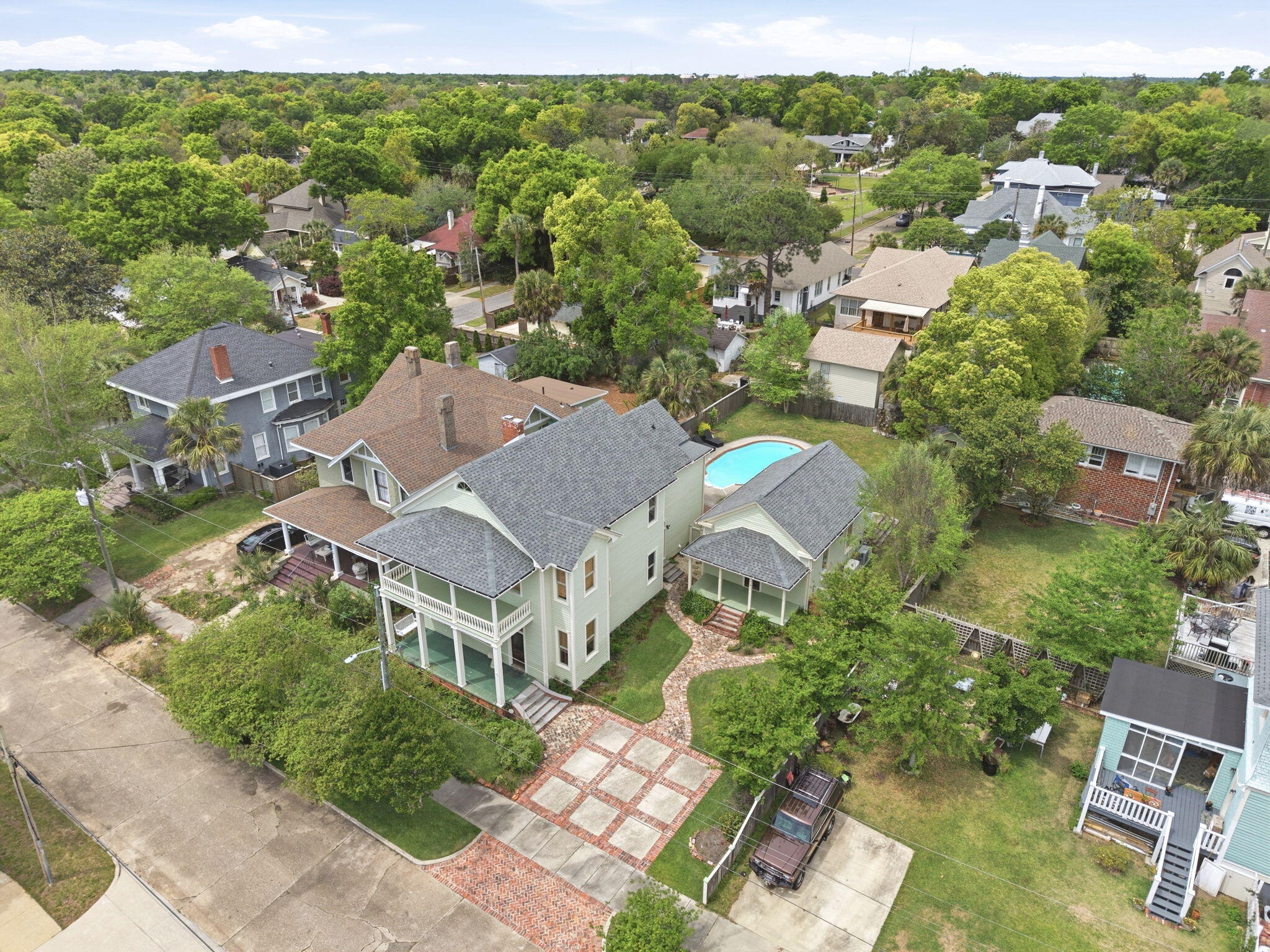 BELMONT TRACT - NORTH HILL DISTRICT - Residential