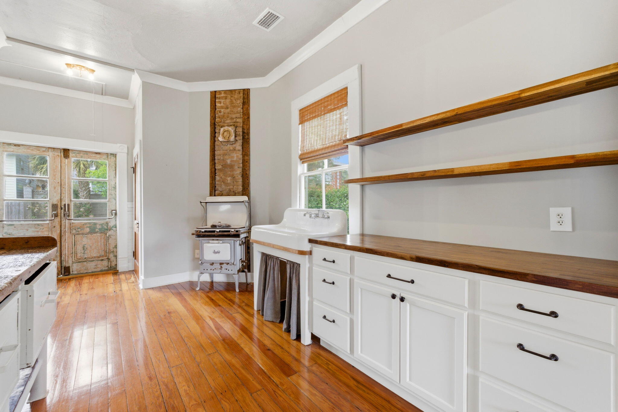 BELMONT TRACT - NORTH HILL DISTRICT - Residential