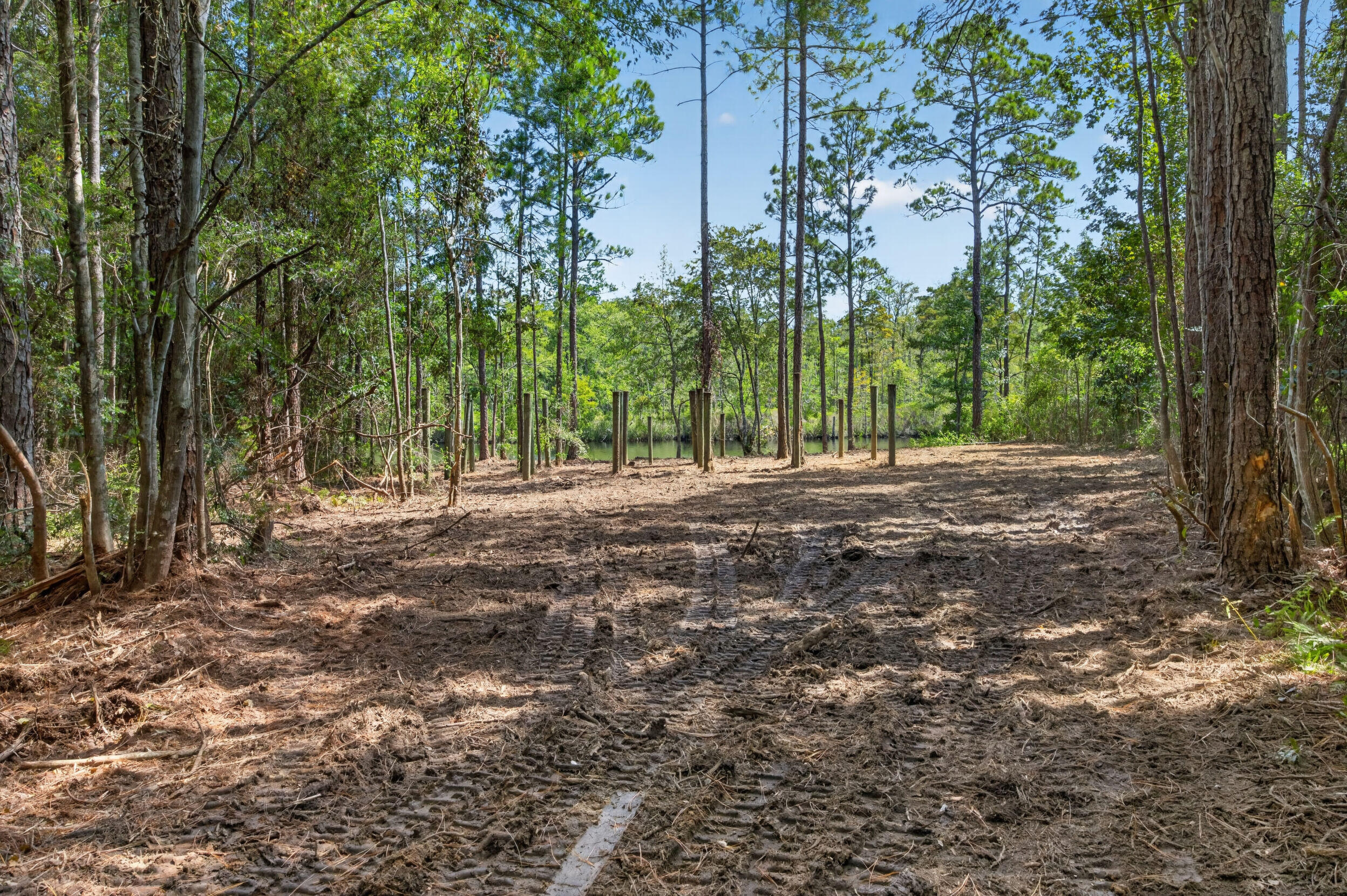 1.087 acre Co Hwy 3280