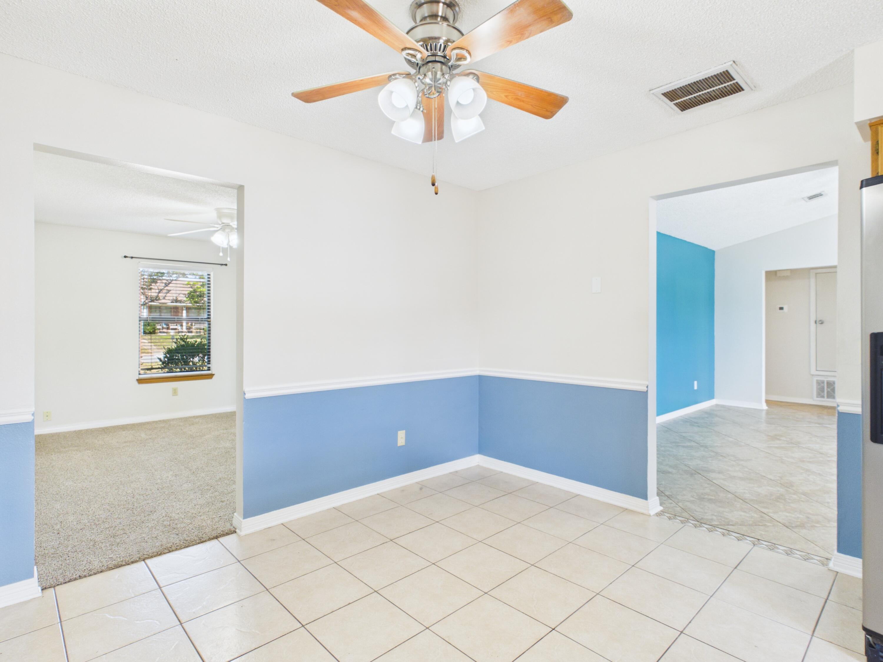 TWIN OAKS - Residential