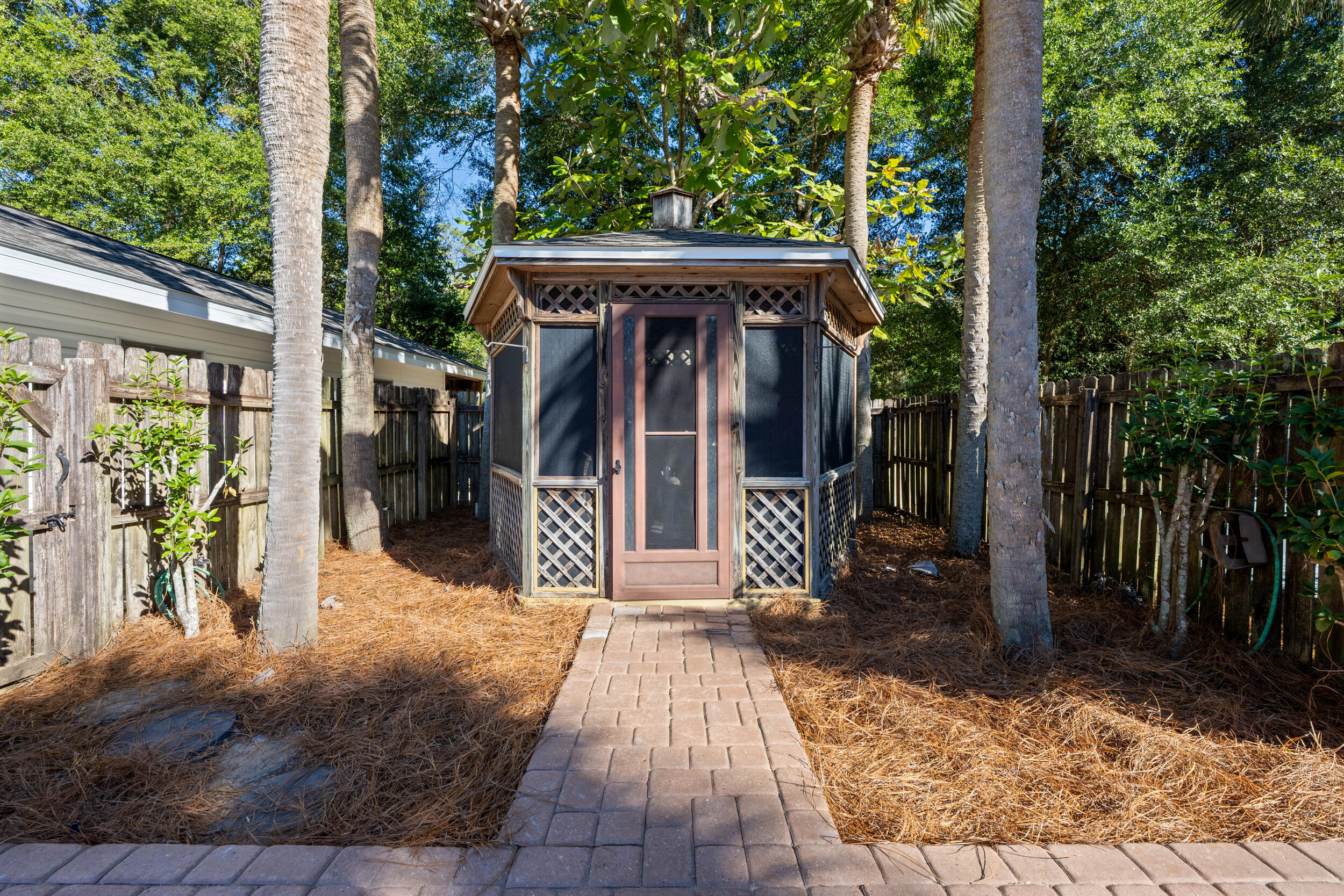 SEMINOLE - Residential