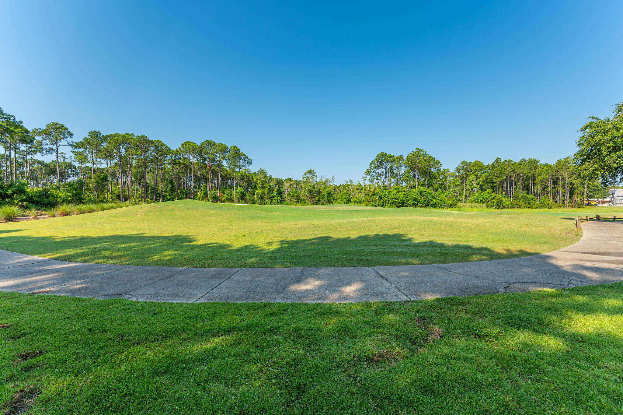 REGATTA BAY GOLF VILLAS - Residential Lease