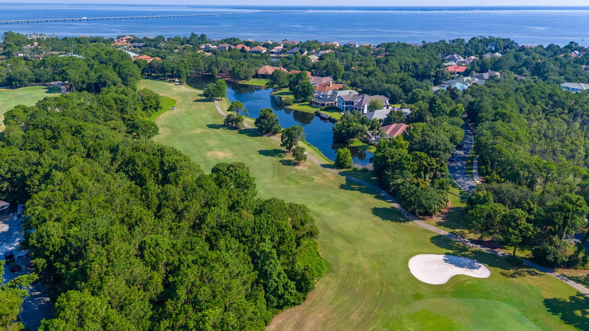 REGATTA BAY GOLF VILLAS - Residential Lease