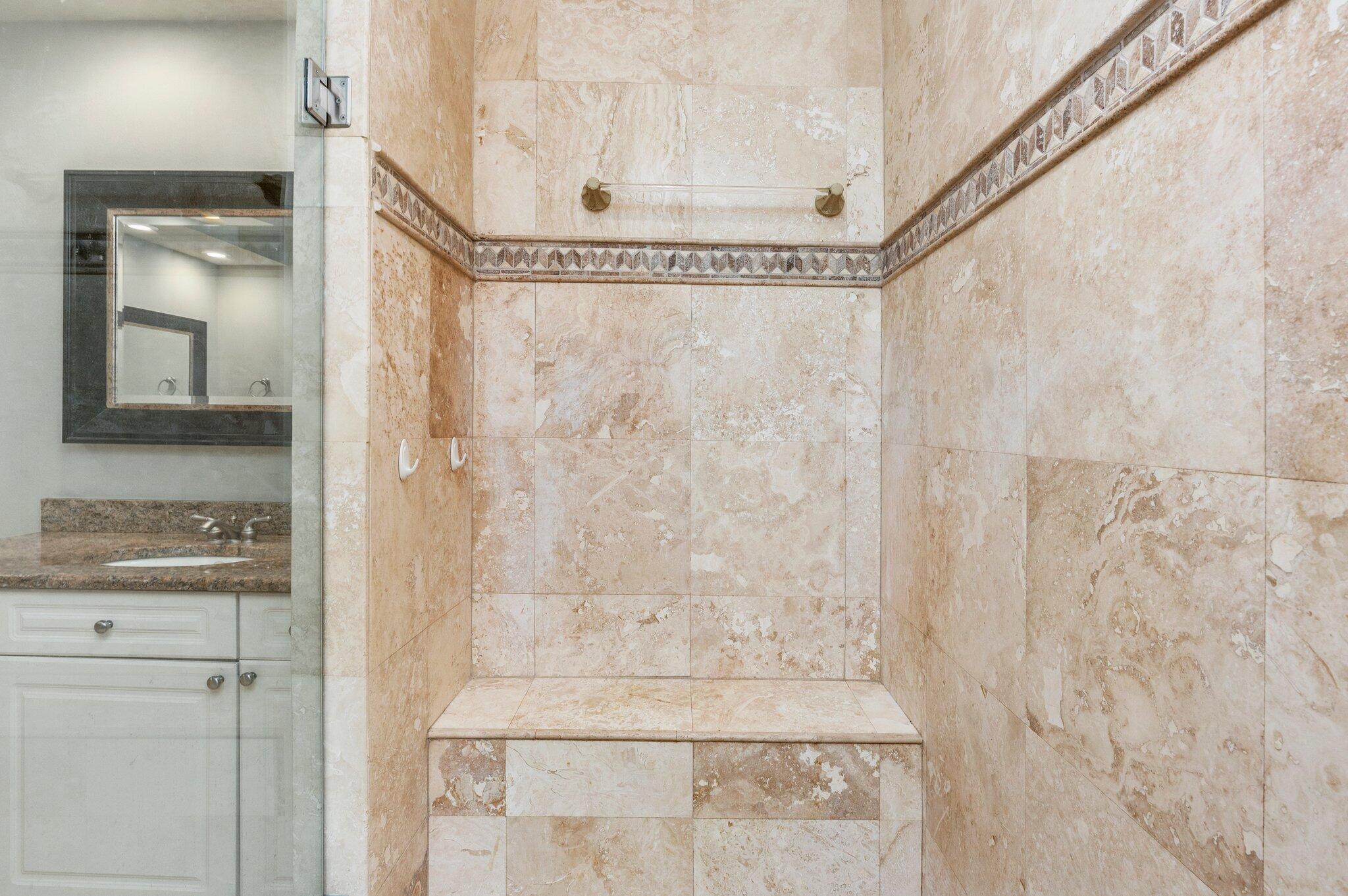 REGATTA BAY GOLF VILLAS - Residential Lease