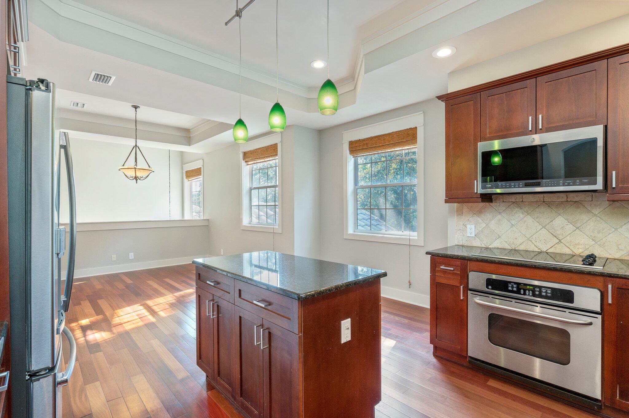 REGATTA BAY GOLF VILLAS - Residential Lease