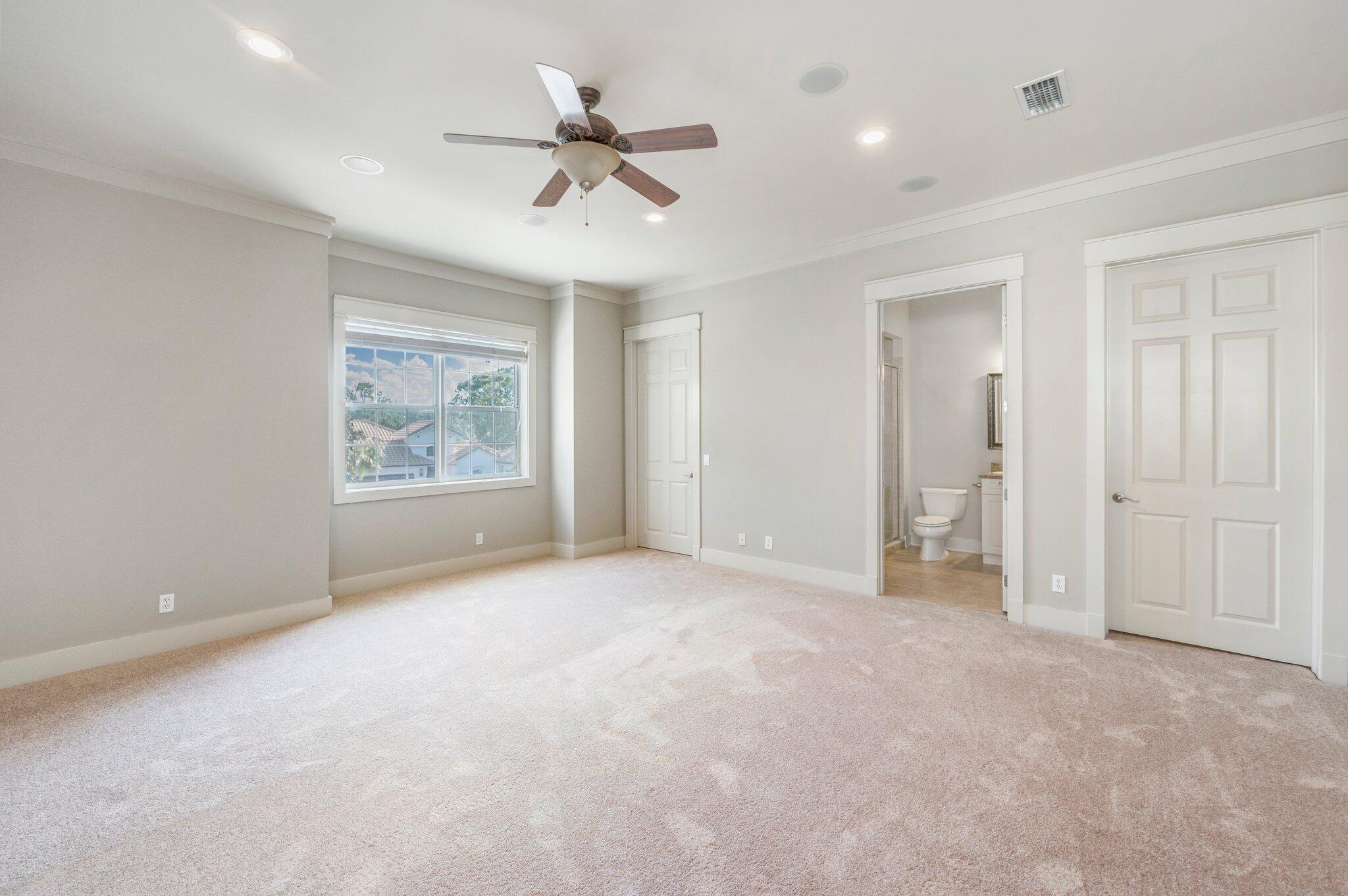 REGATTA BAY GOLF VILLAS - Residential Lease