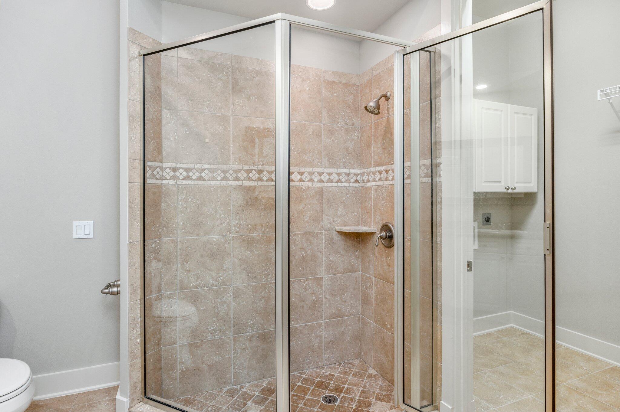 REGATTA BAY GOLF VILLAS - Residential Lease