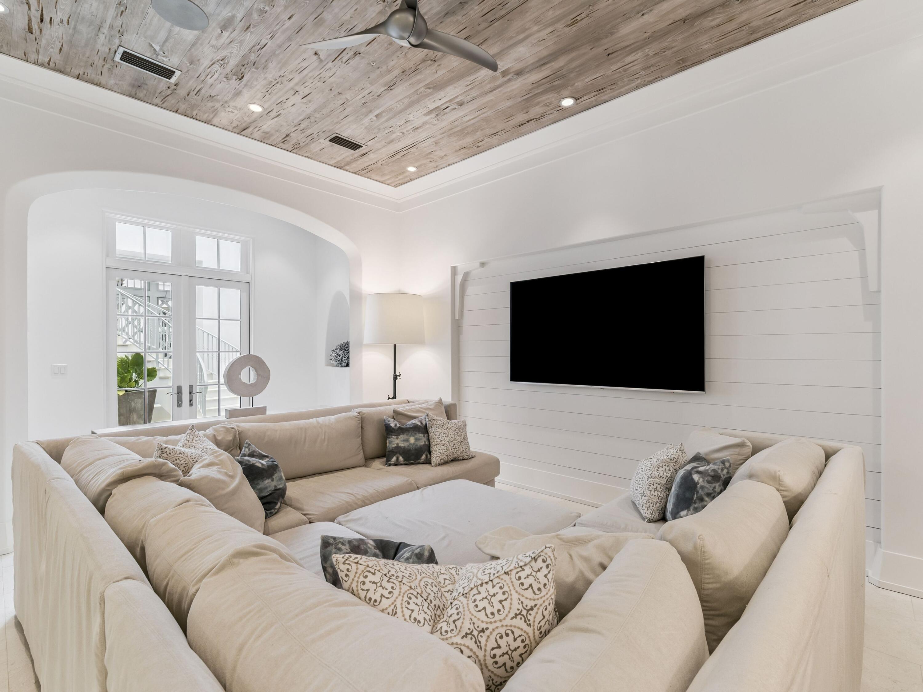 ALYS BEACH - Residential