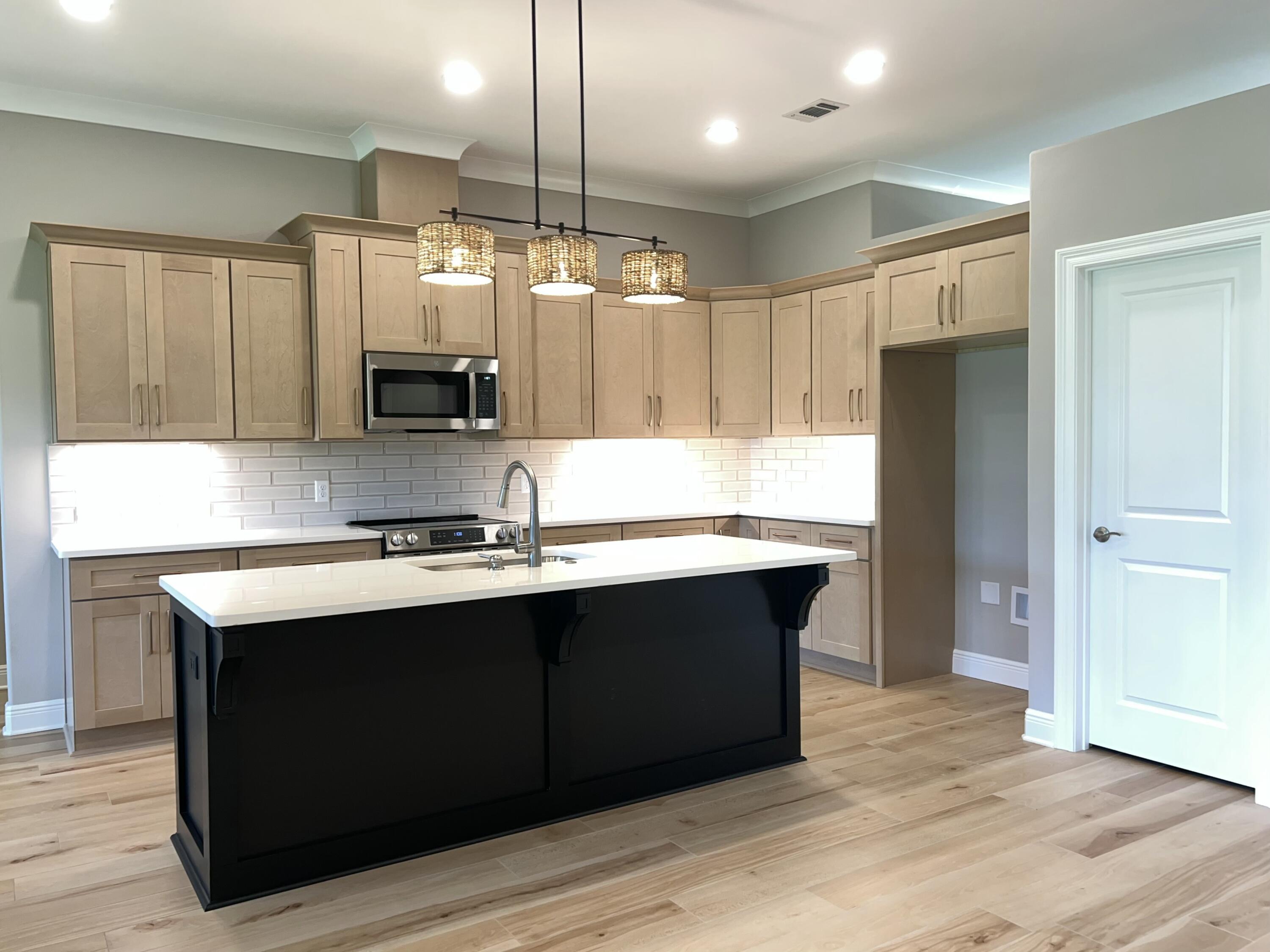 HOLLEY BY THE SEA - Residential