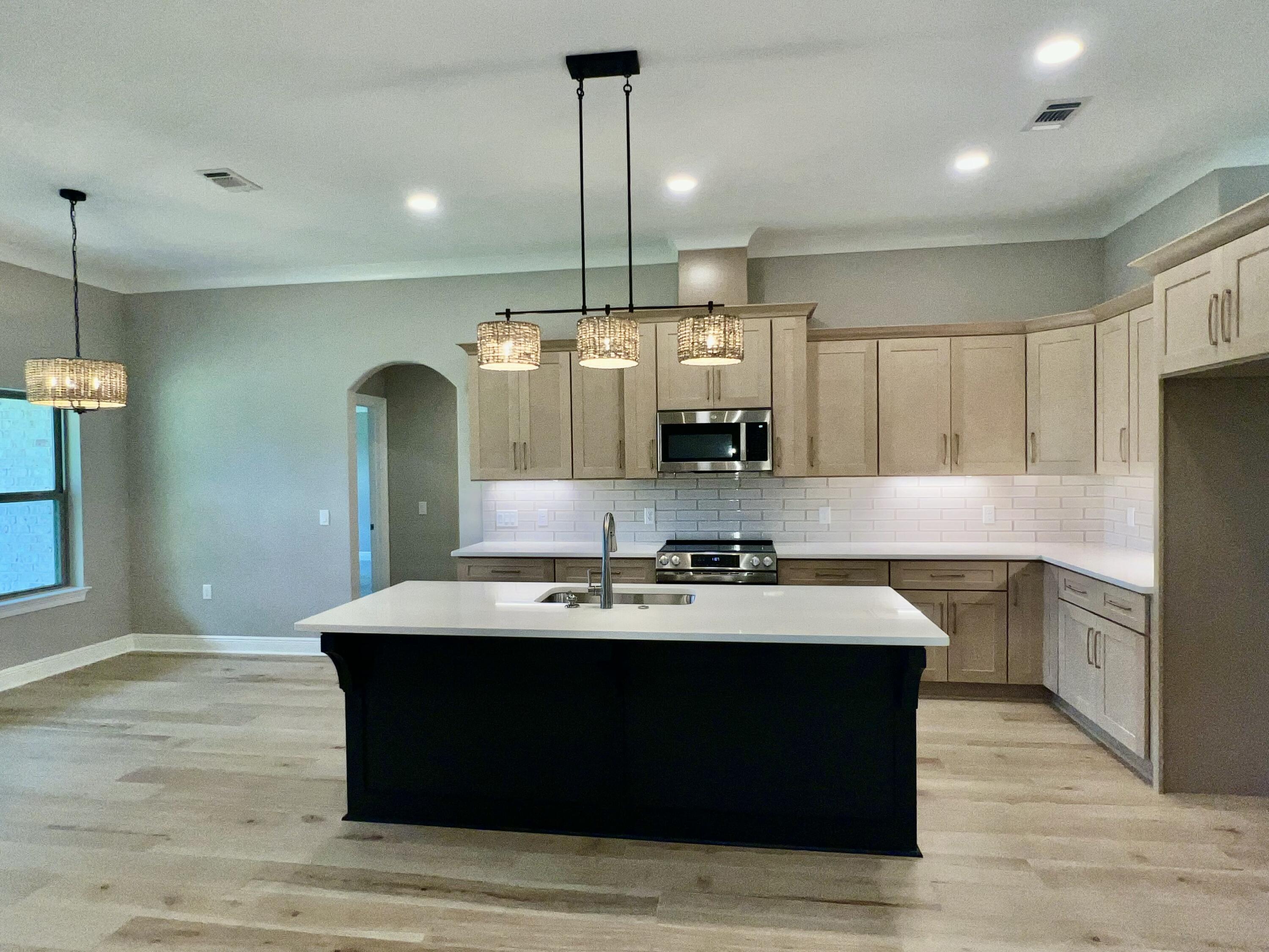 HOLLEY BY THE SEA - Residential