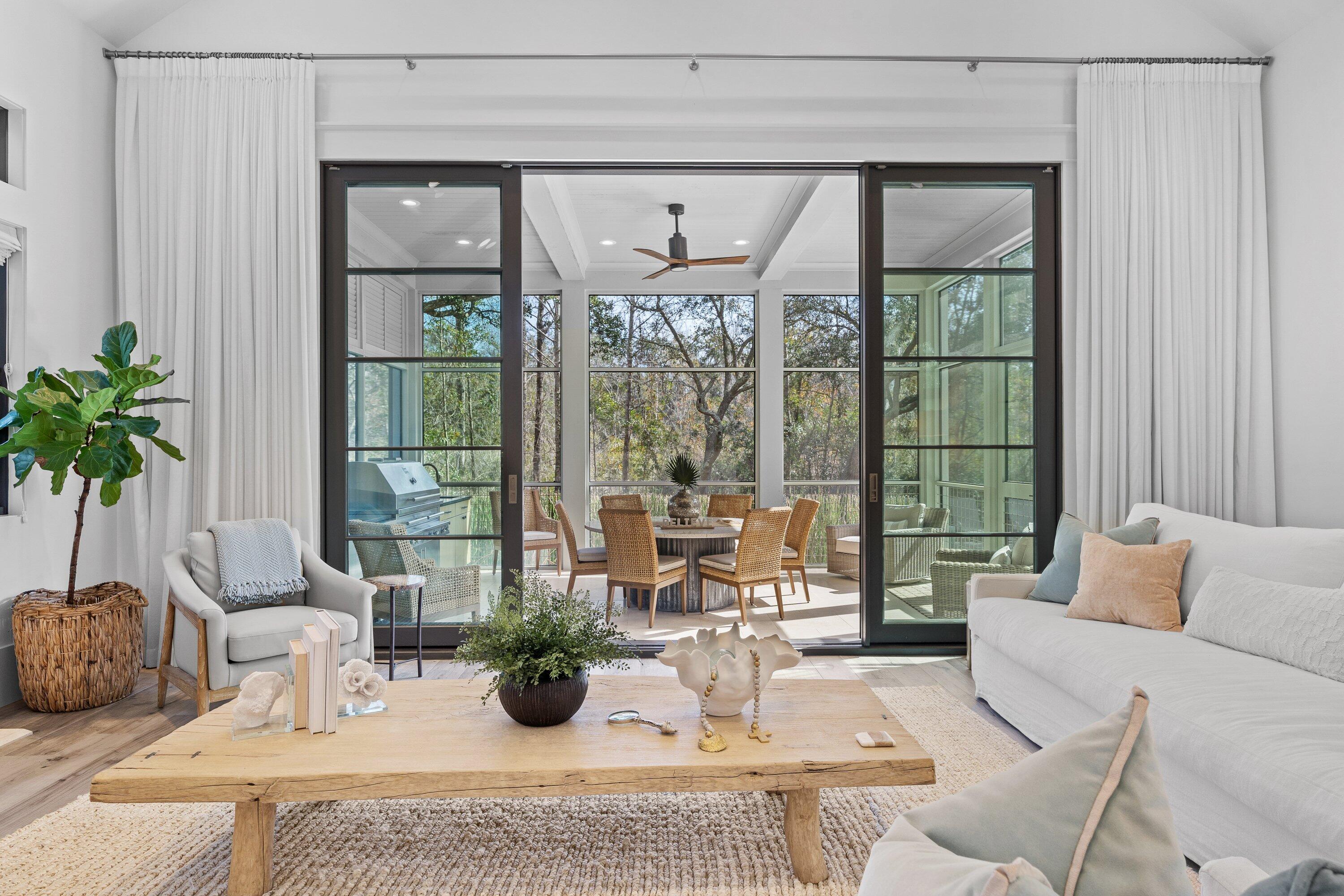 BURNT PINE - Residential