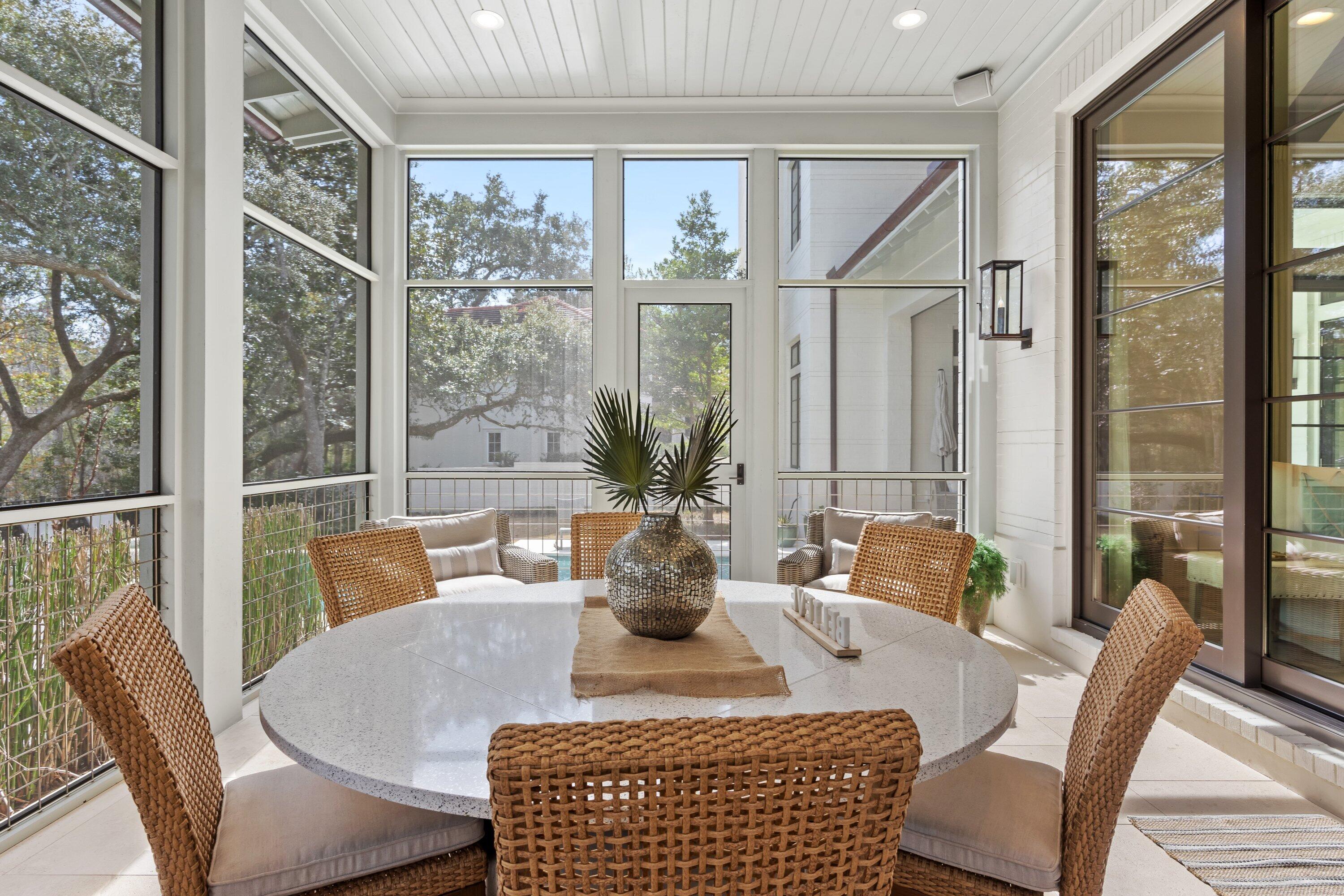 BURNT PINE - Residential