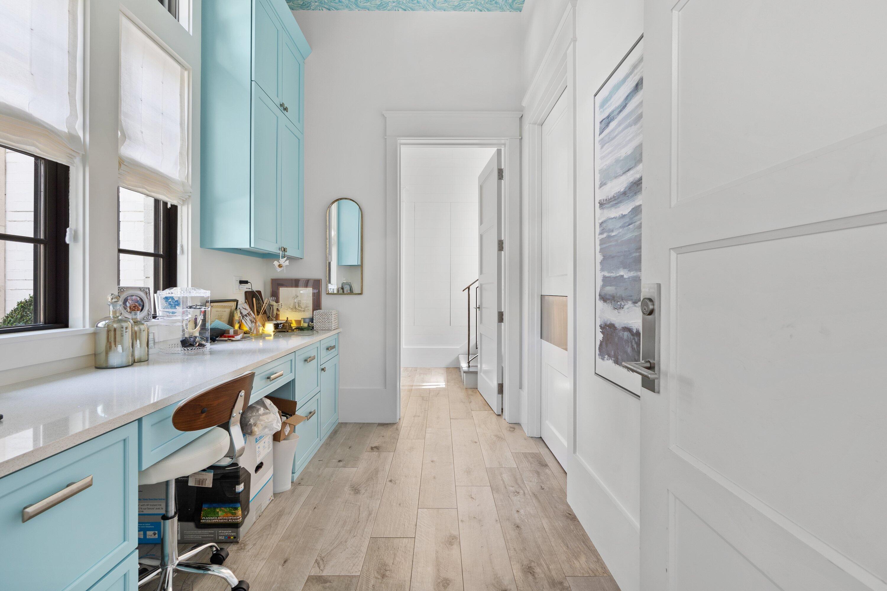 BURNT PINE - Residential