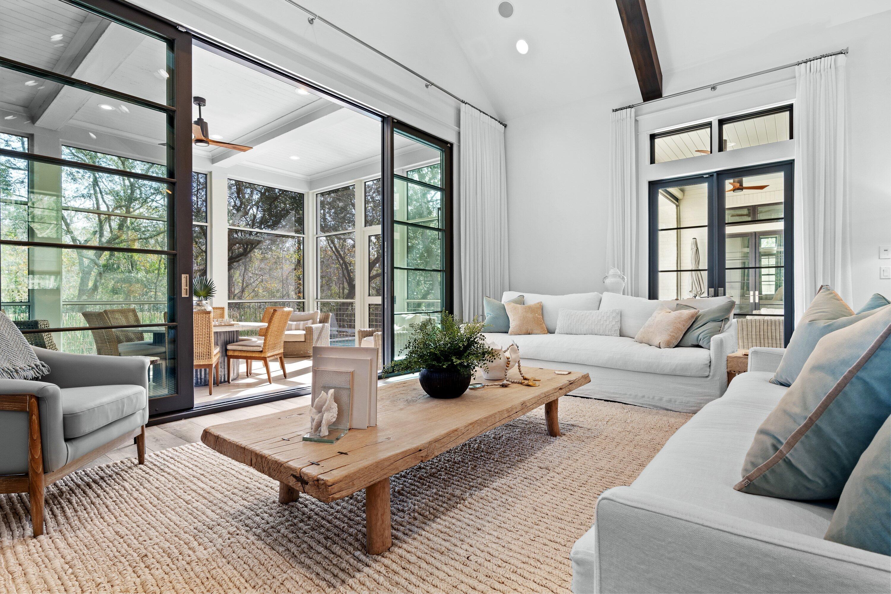 BURNT PINE - Residential