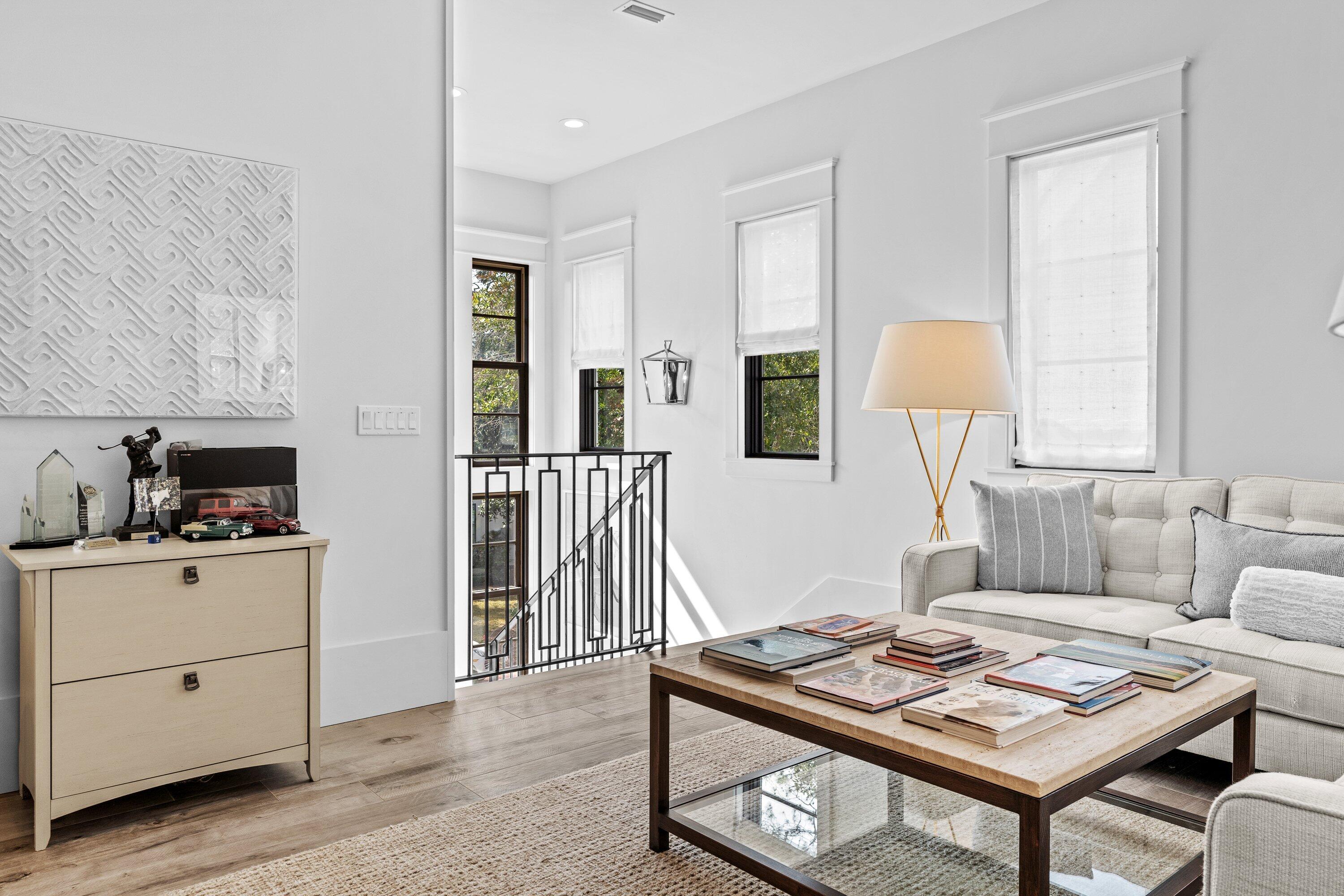 BURNT PINE - Residential