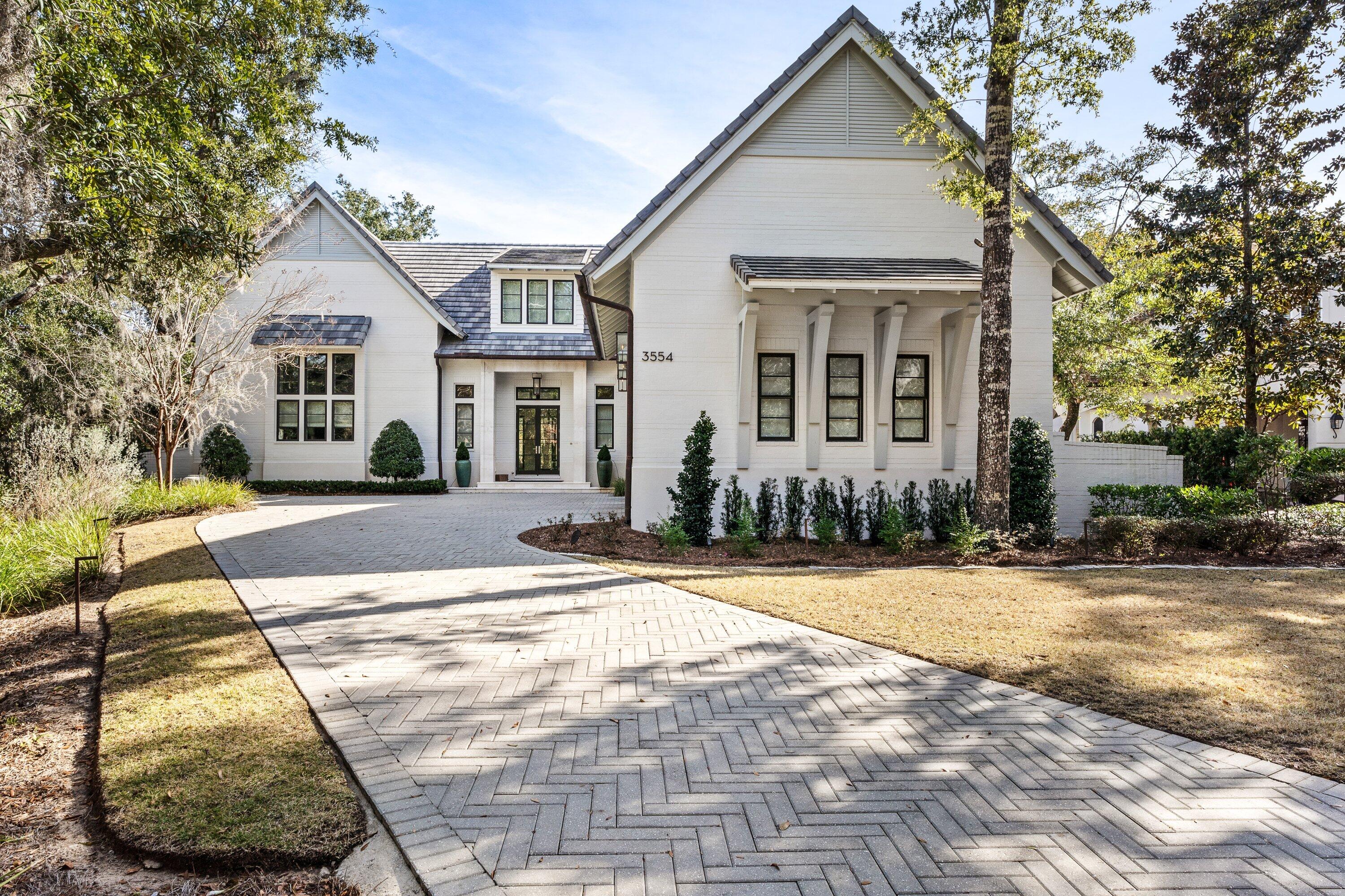 BURNT PINE - Residential