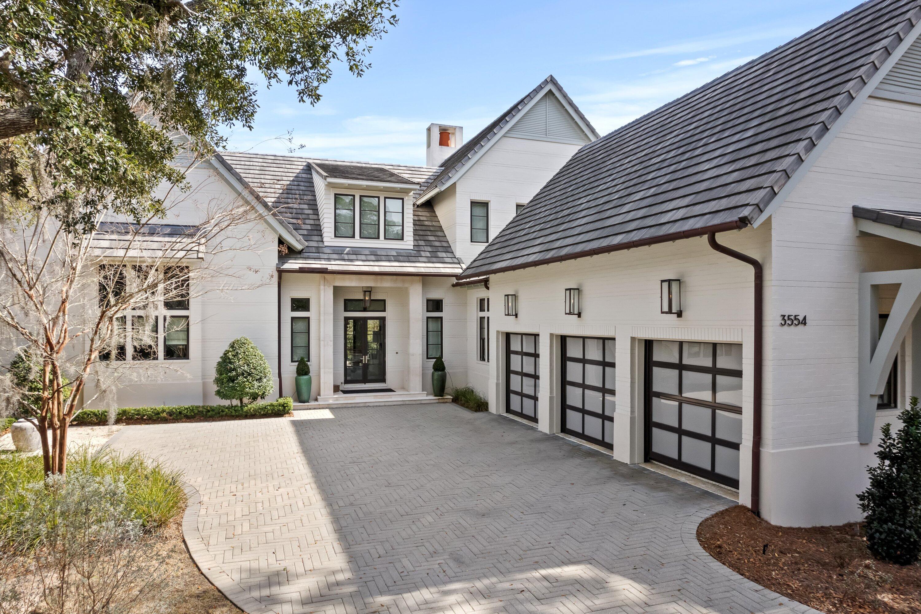 BURNT PINE - Residential