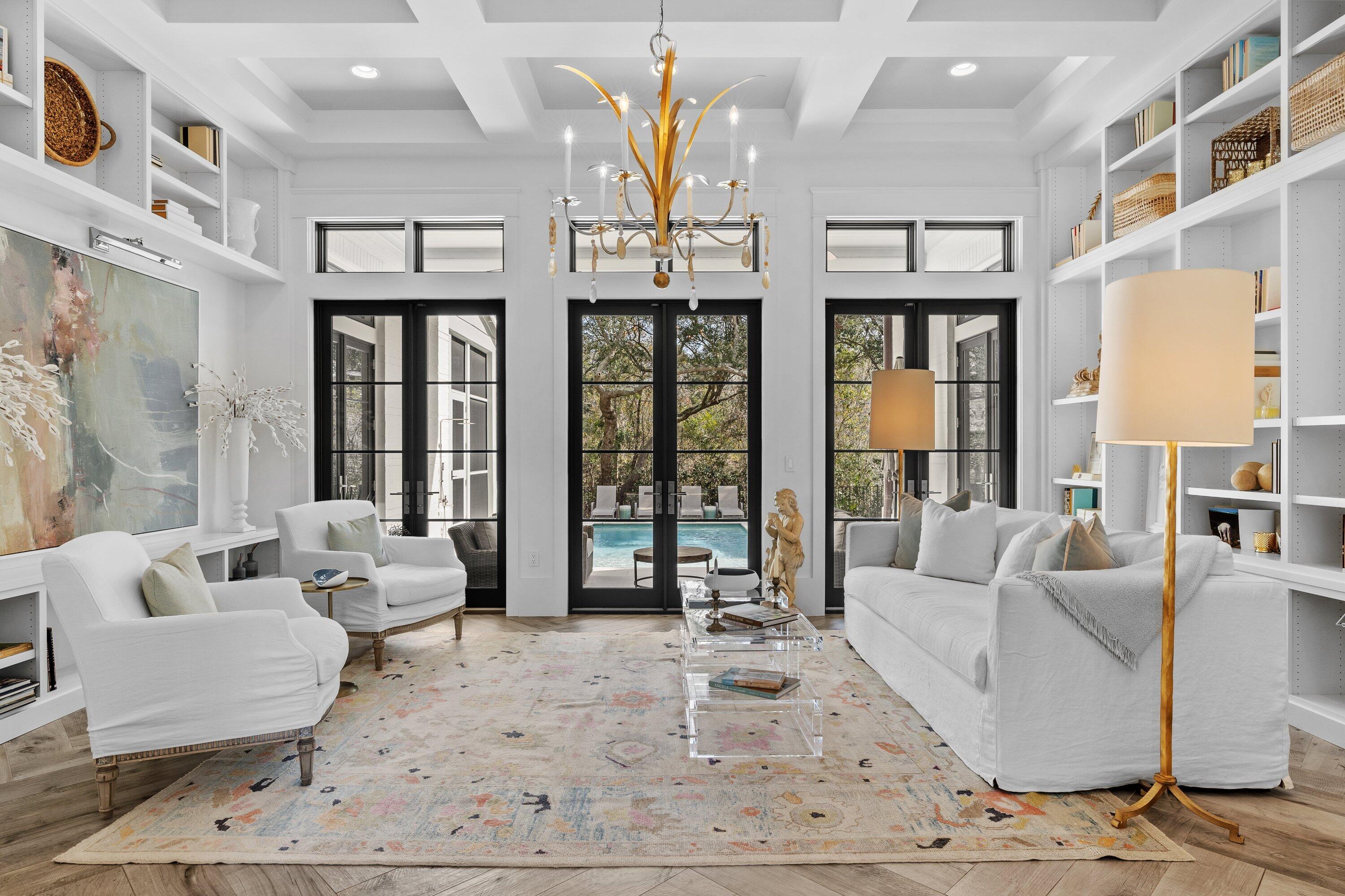 BURNT PINE - Residential