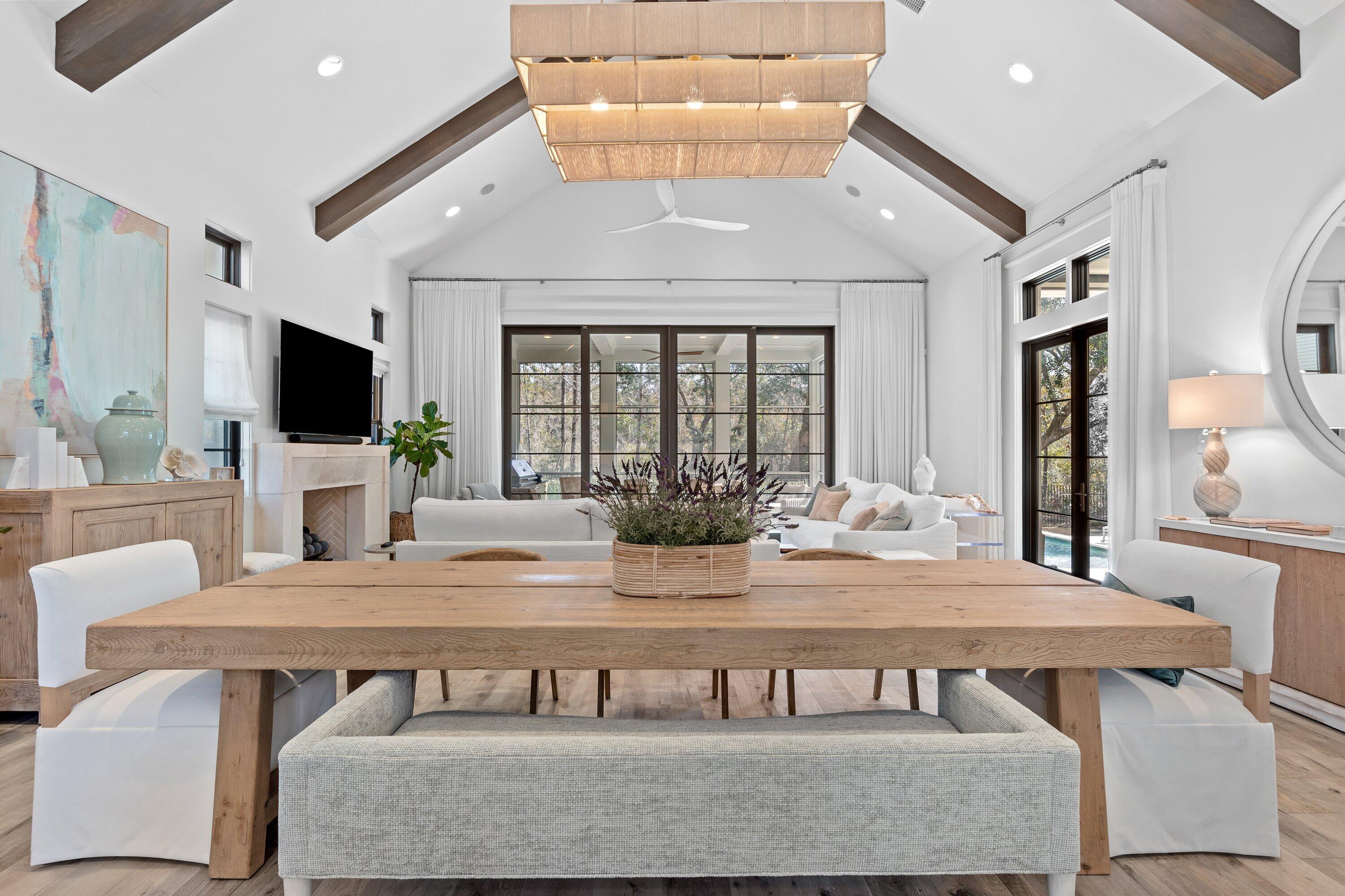 BURNT PINE - Residential