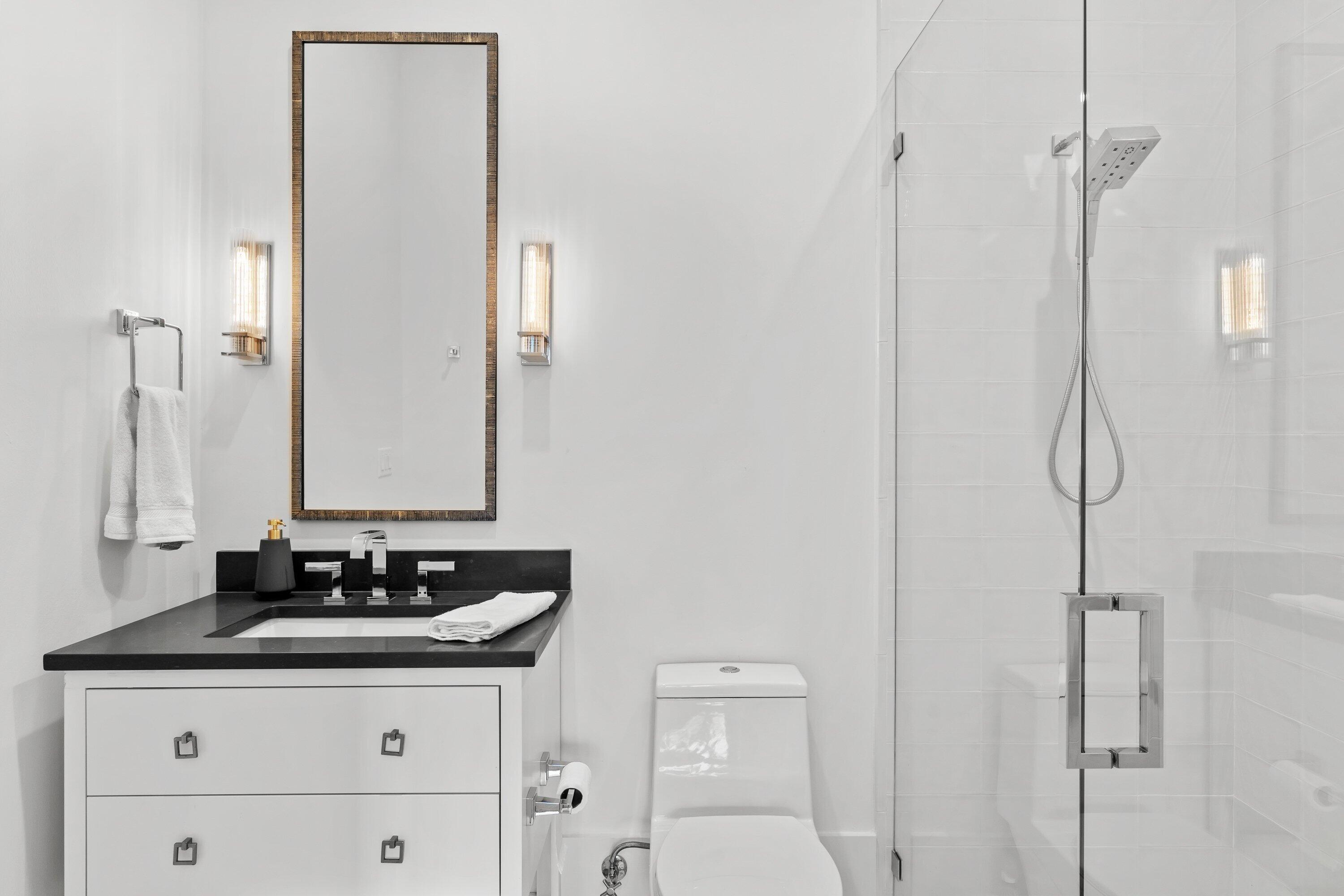 BURNT PINE - Residential