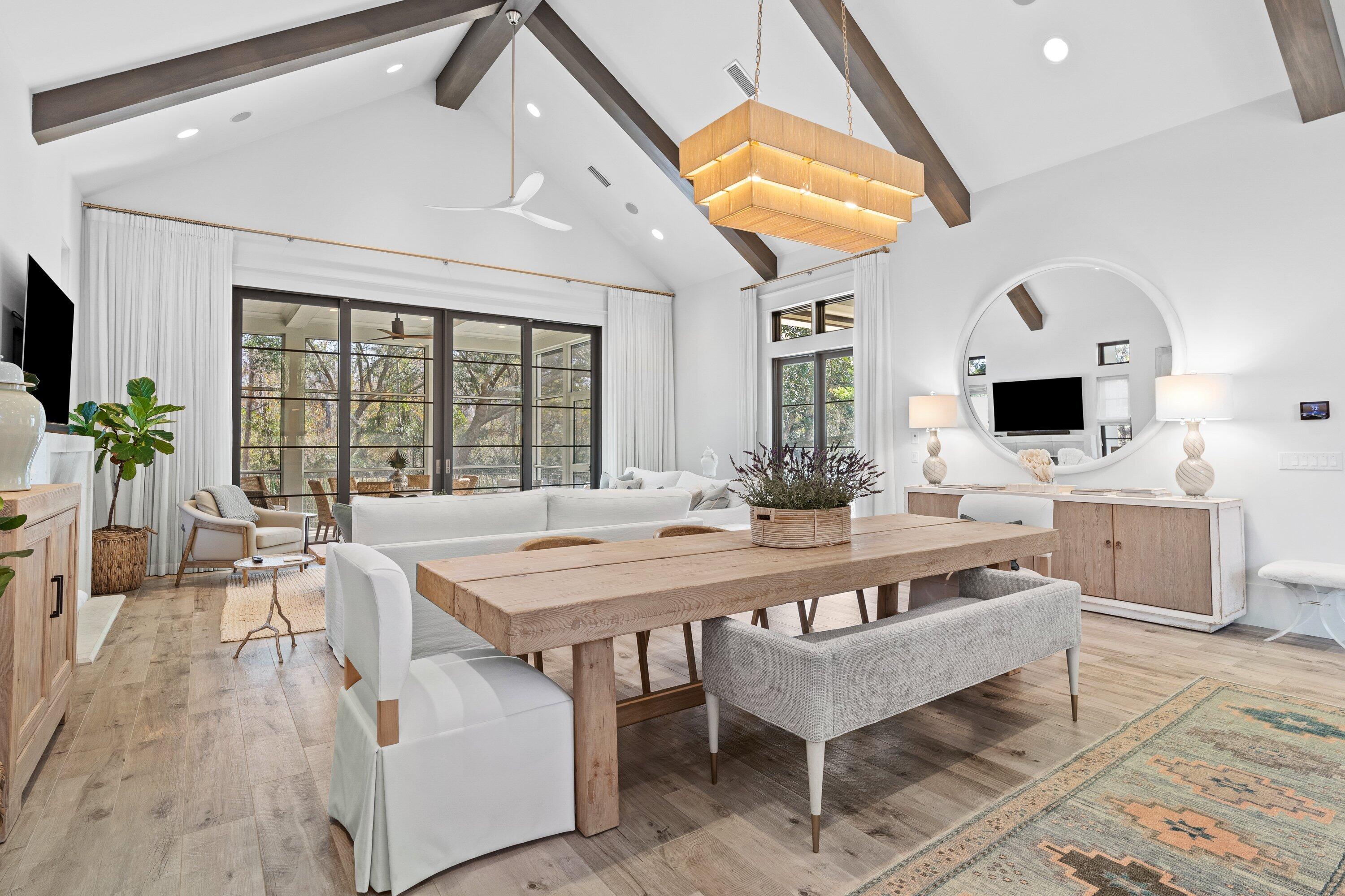 BURNT PINE - Residential