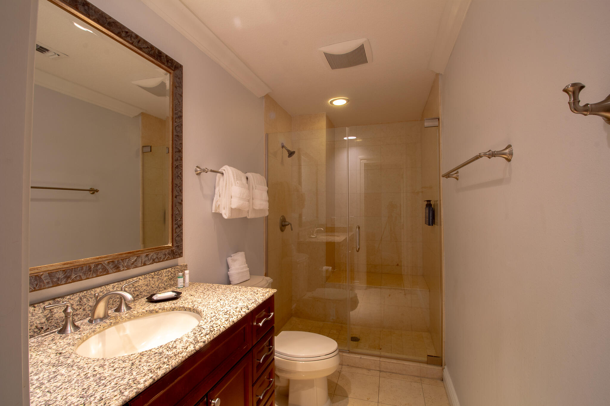 EMERALD GRANDE - Residential