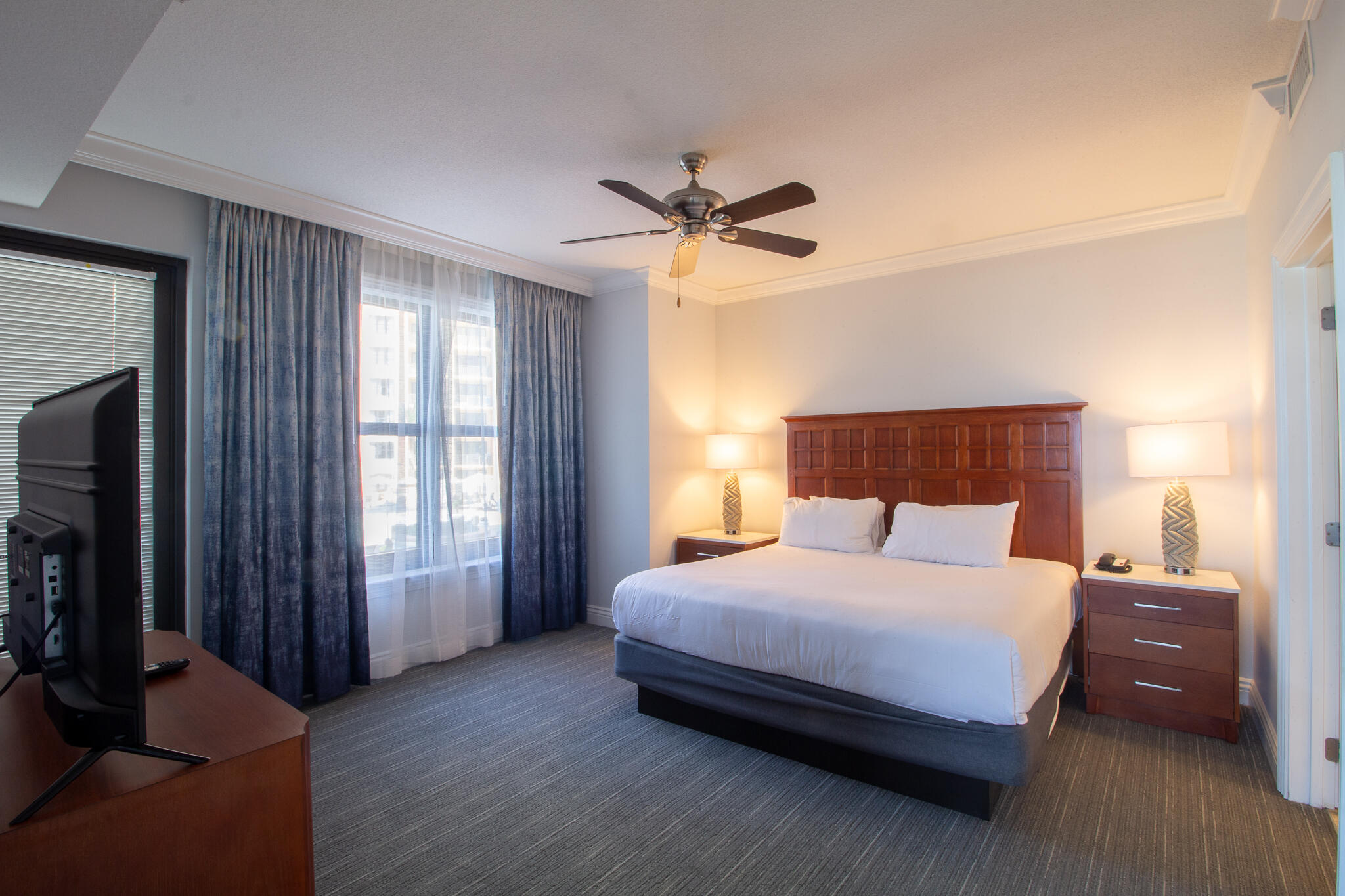 EMERALD GRANDE - Residential