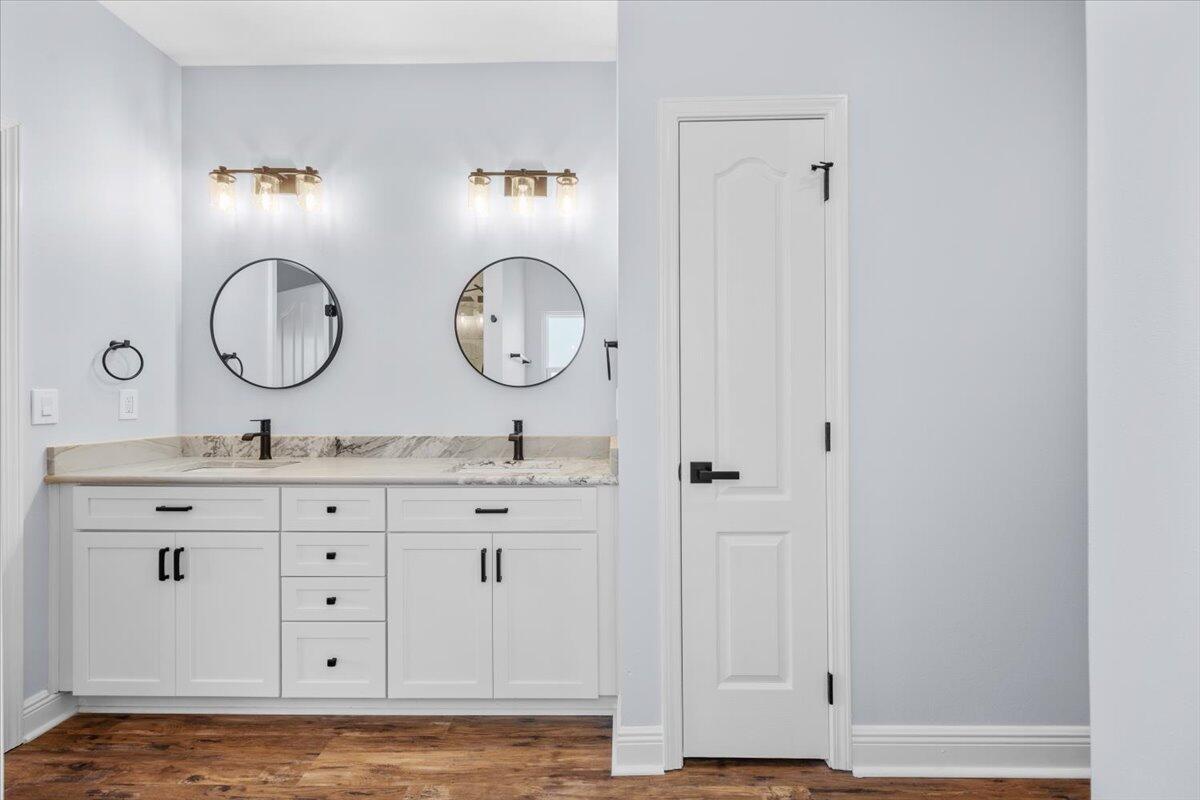 TURTLE COVE AT LAKE POWELL - Residential