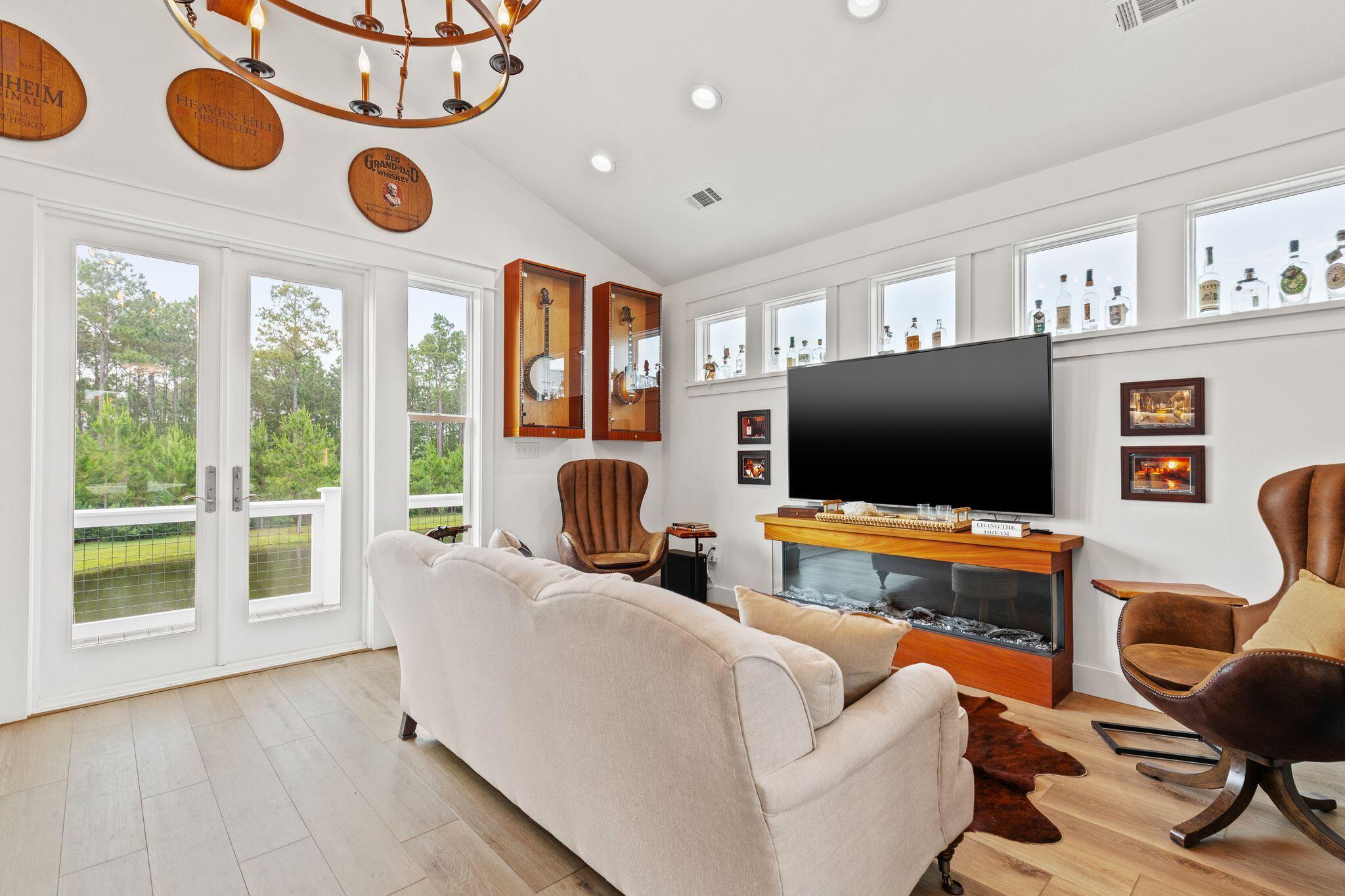 WATERSOUND ORIGINS - Residential