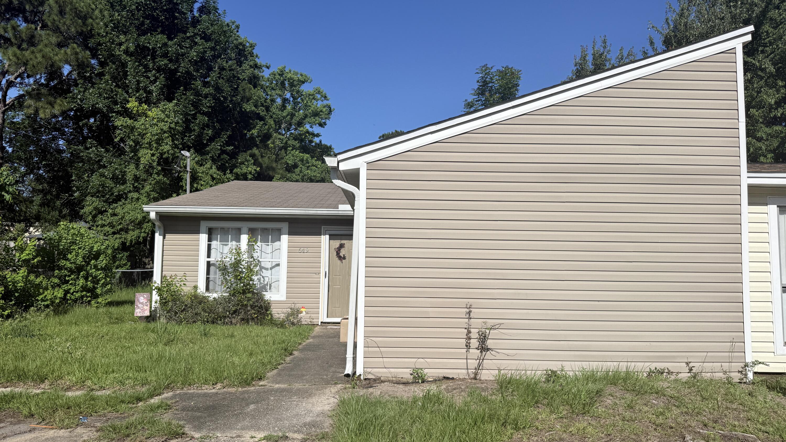 649 Carnathan Court