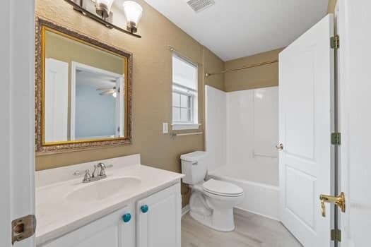 DRIFTWOOD ESTATES - Residential