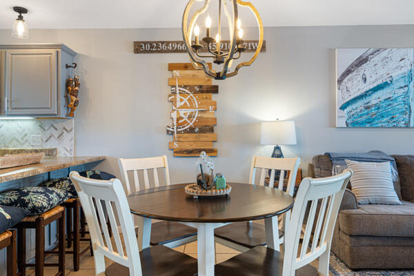 VILLA CHATEAUS - Residential