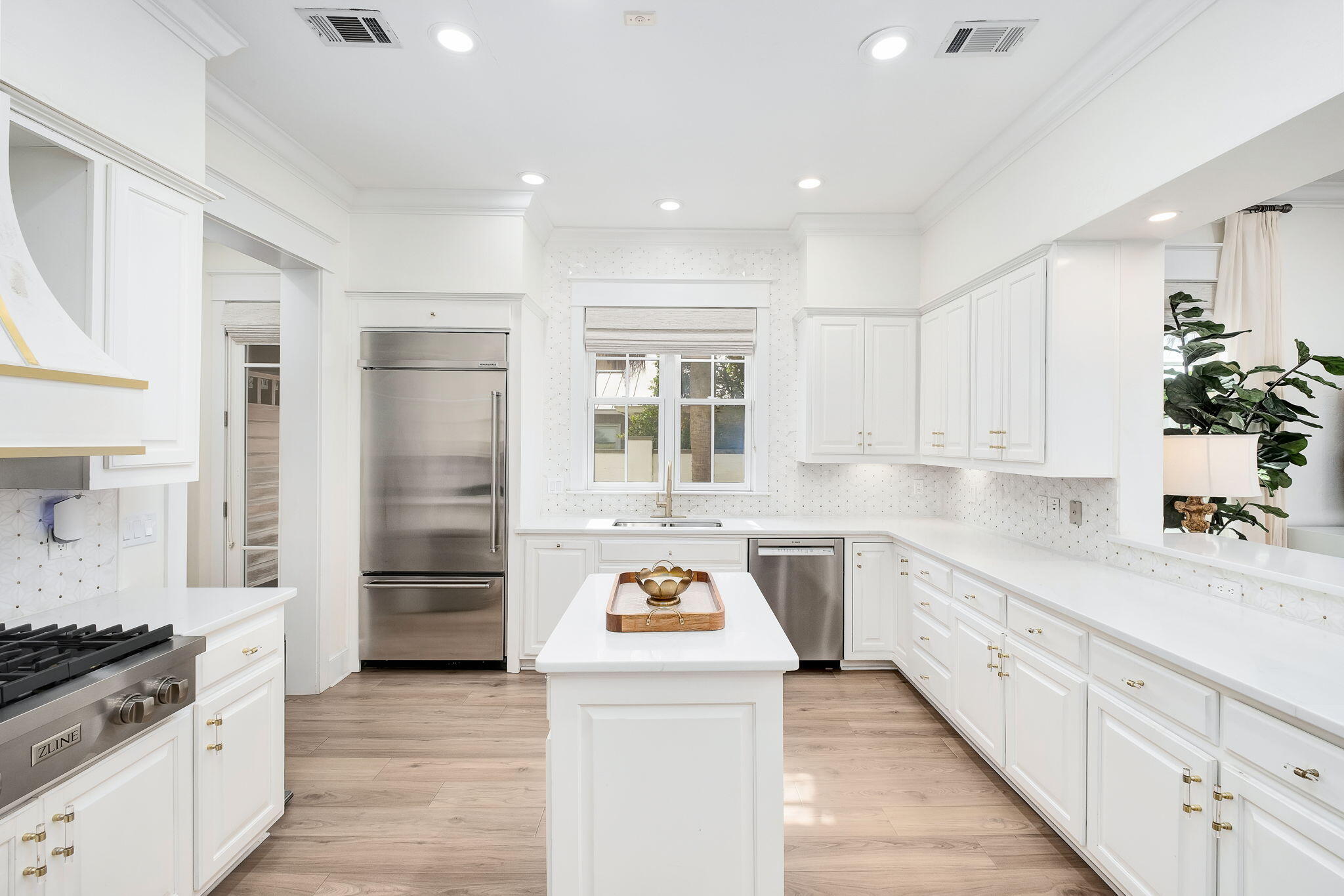 2708 E County Highway 30A