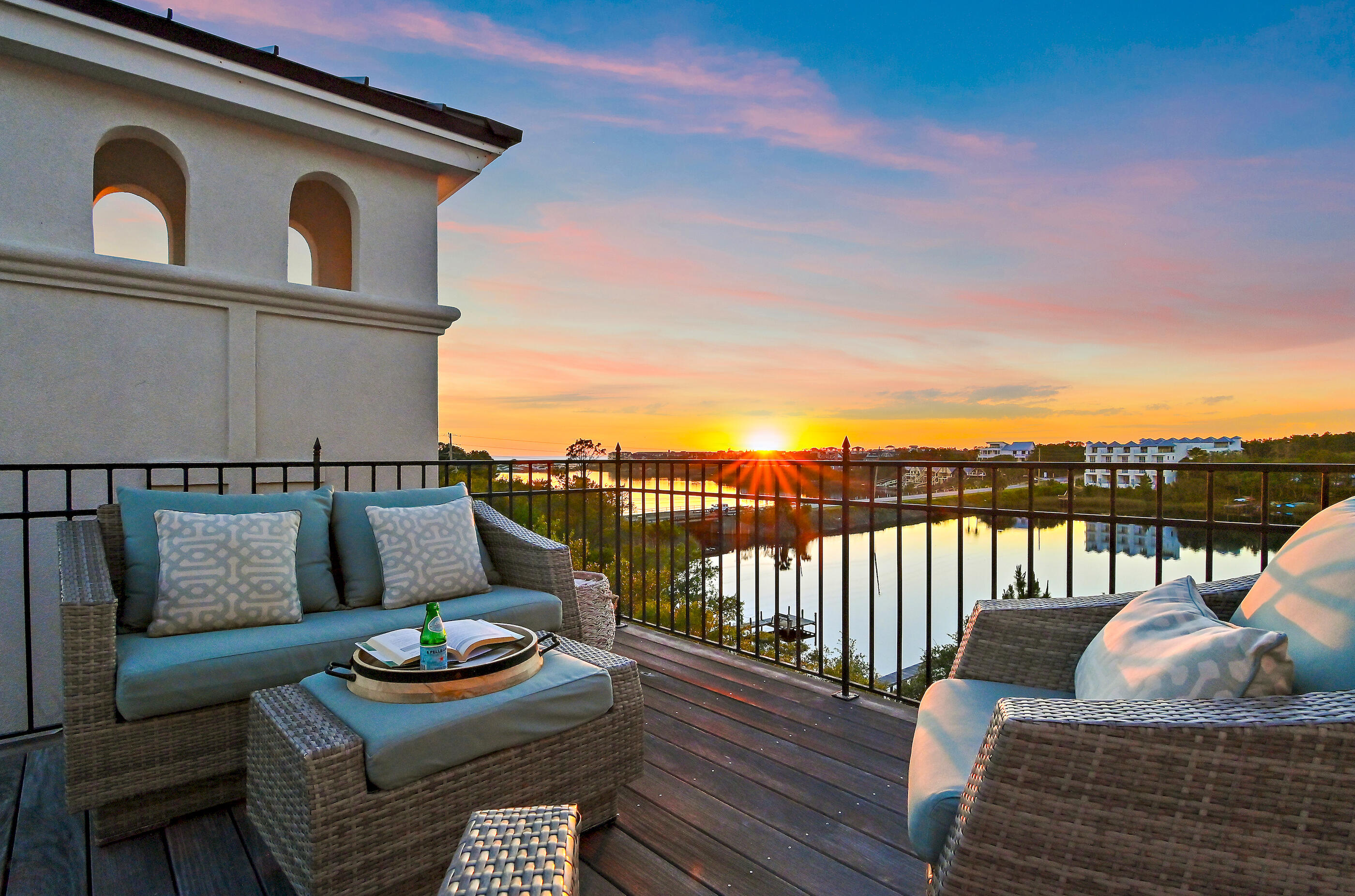 GULF LAKE BEACHES ESTATES - Residential