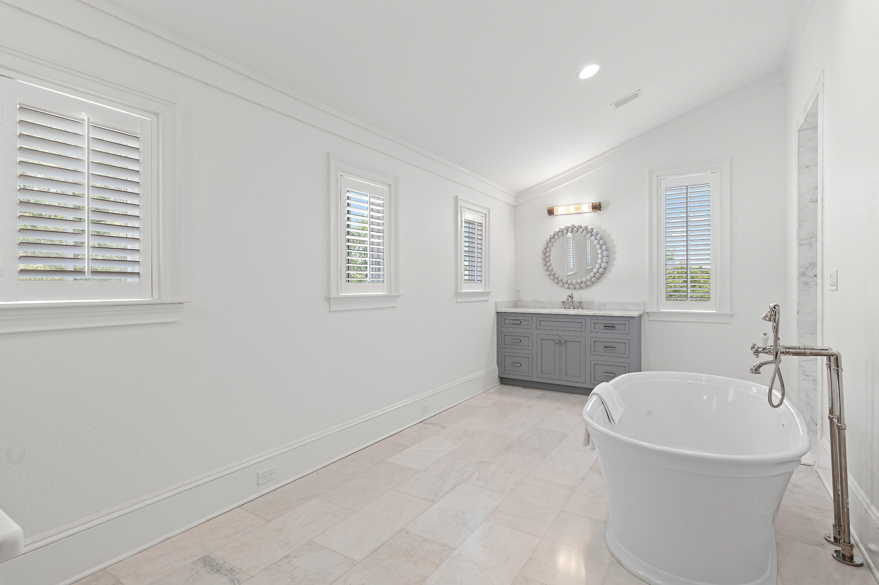 GULF LAKE BEACHES ESTATES - Residential