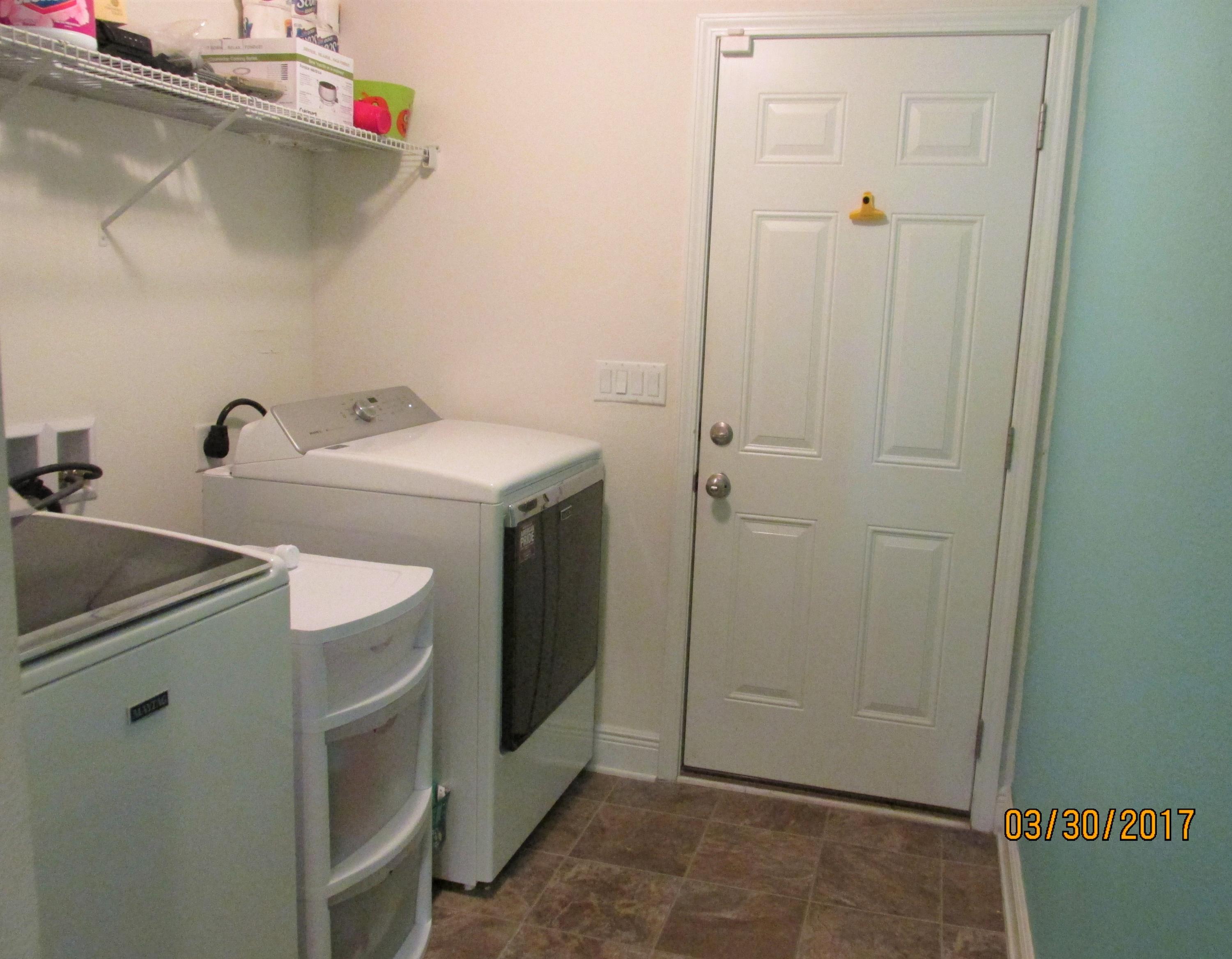 WEST NAVARRE - Residential