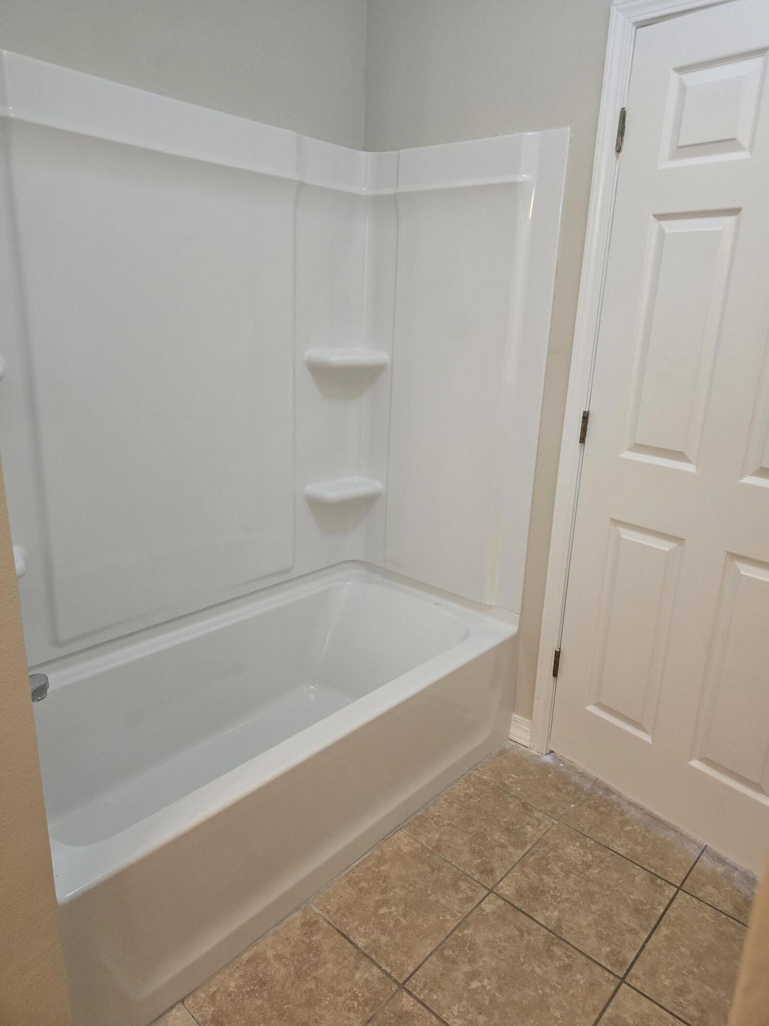 SKEETER RE/SUB LOT 10 - Residential Lease