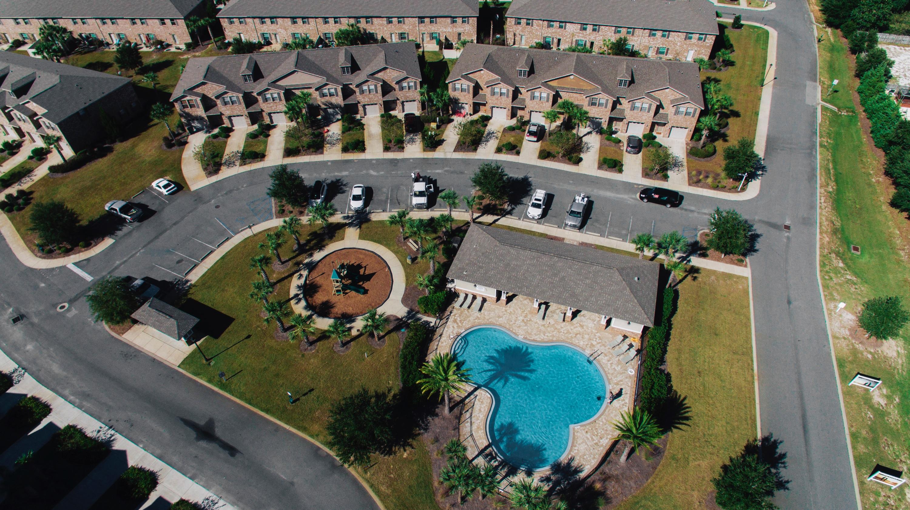 RESERVE POINTE - Residential