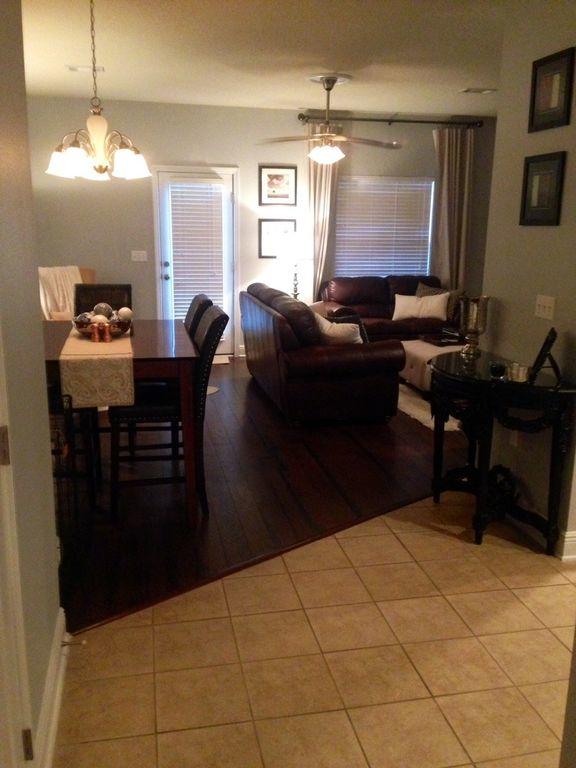 RESERVE POINTE - Residential