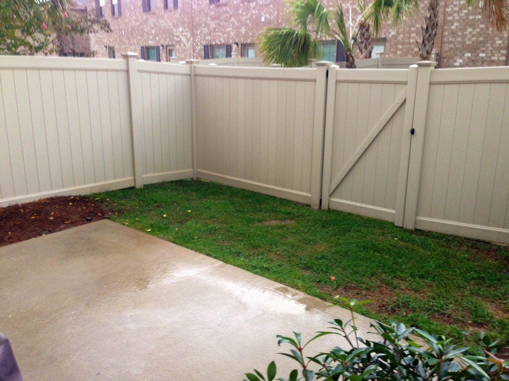 RESERVE POINTE - Residential