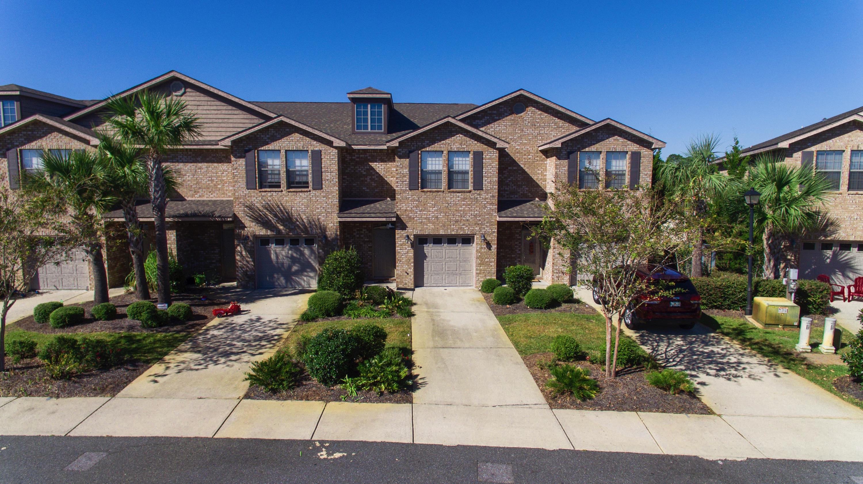 RESERVE POINTE - Residential