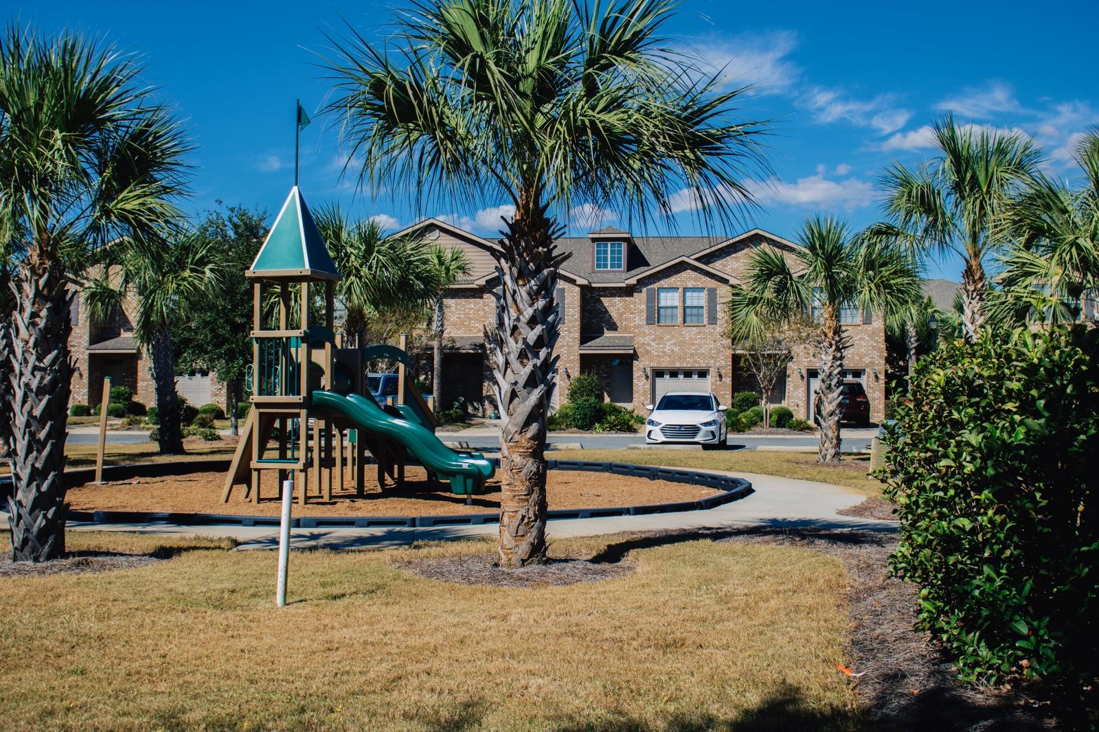 RESERVE POINTE - Residential