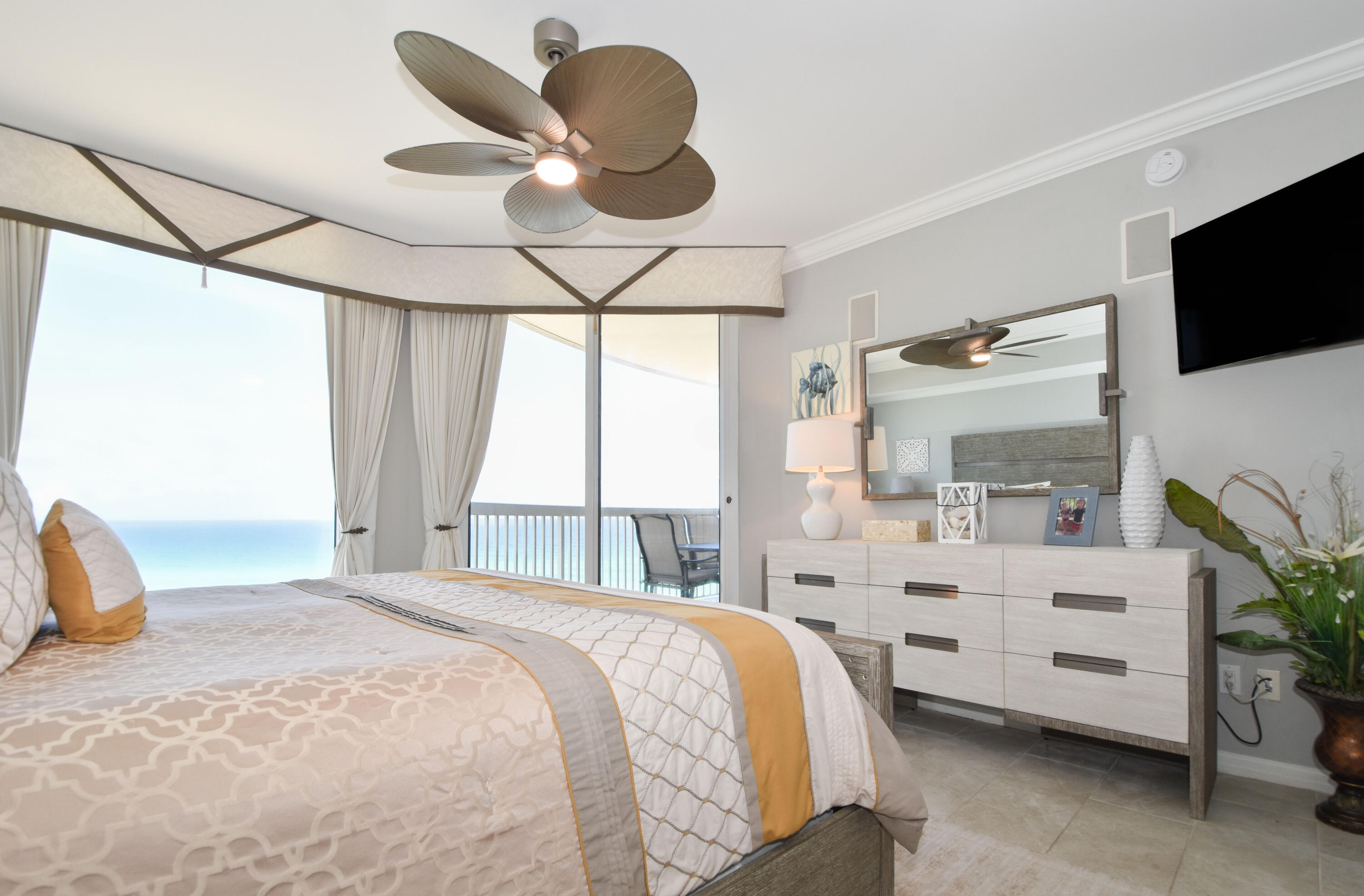 ST. MAARTEN AT SILVER SHELLS - Residential