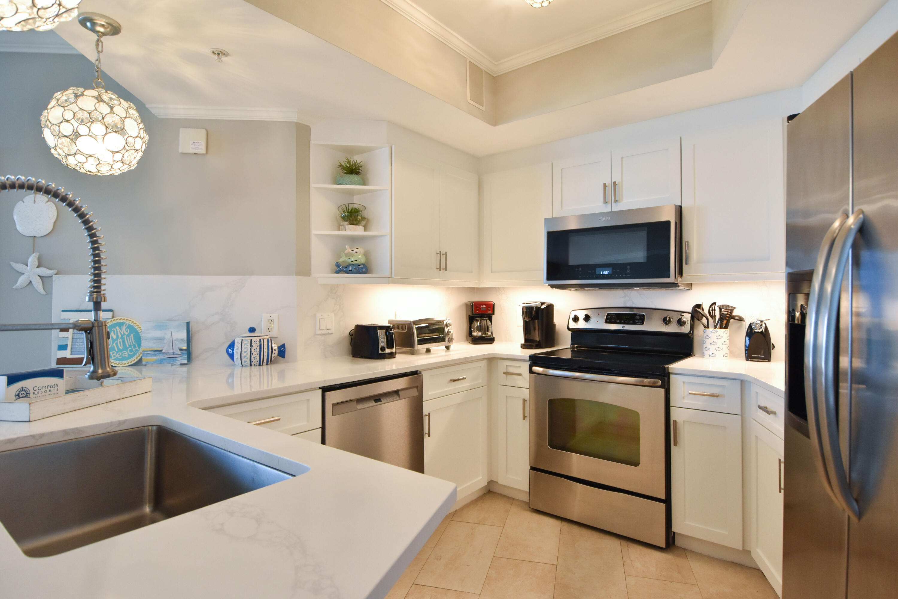 ST. MAARTEN AT SILVER SHELLS - Residential