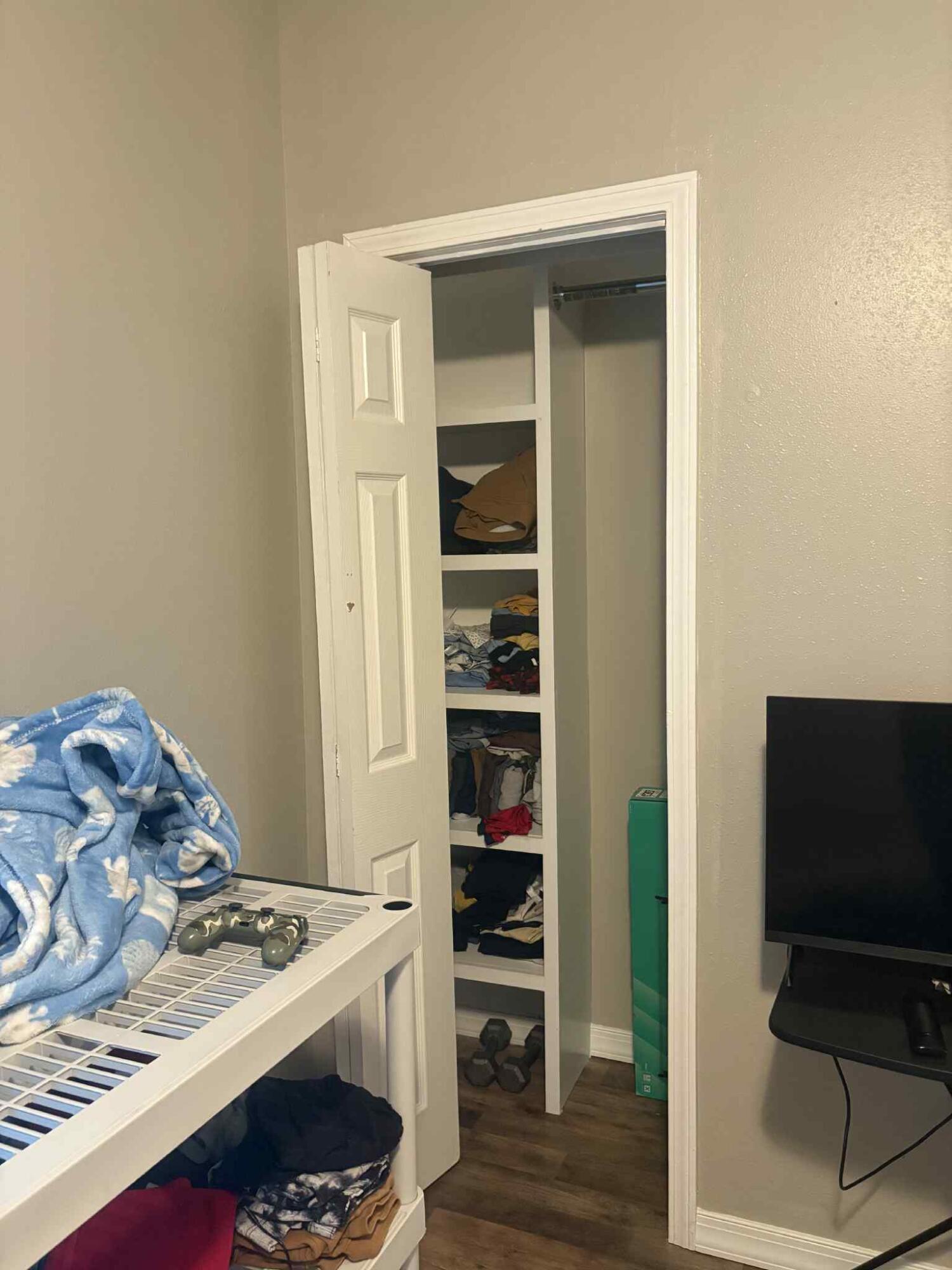 OAKWOOD LAKES ESTATES - Residential