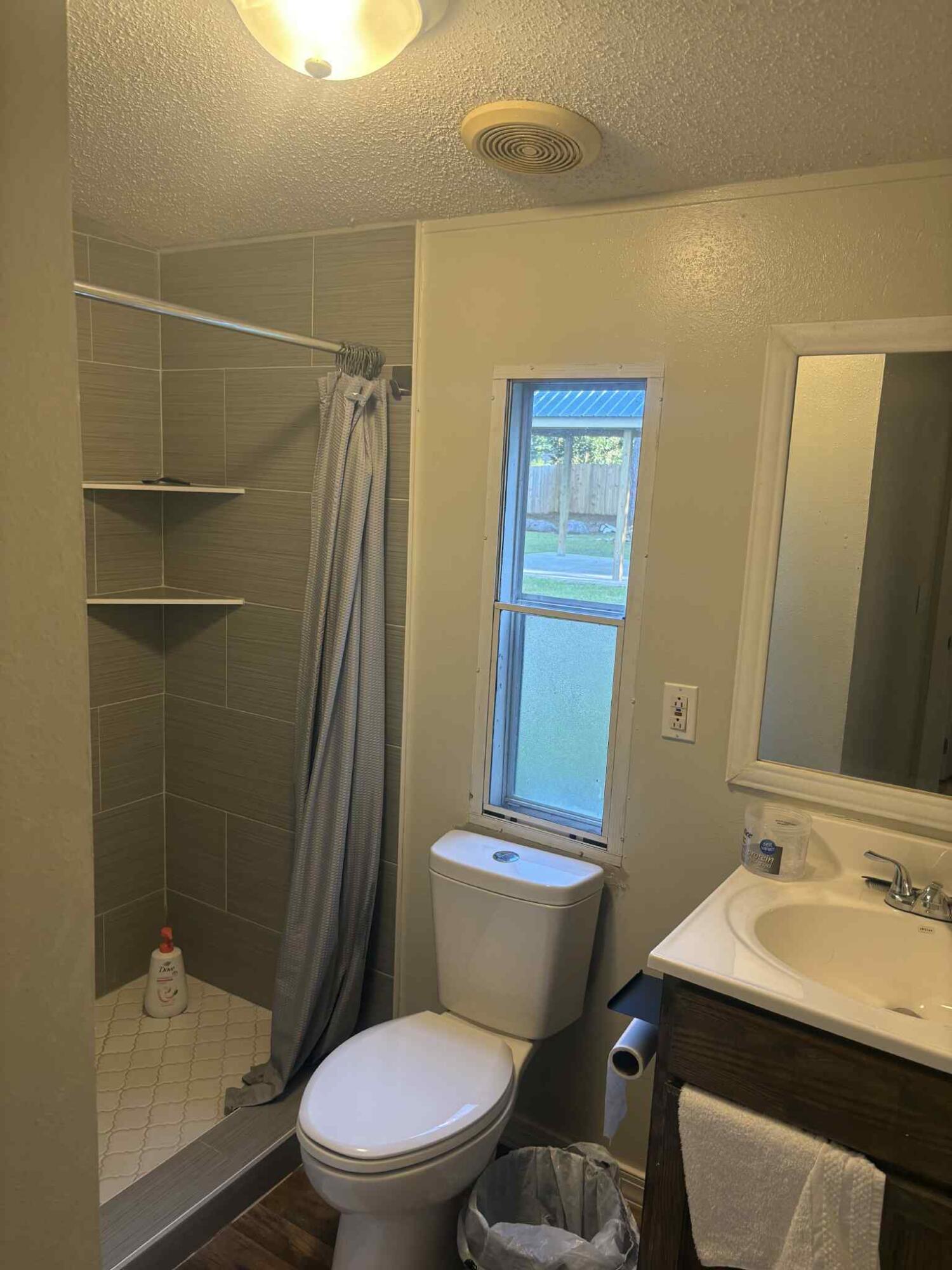 OAKWOOD LAKES ESTATES - Residential